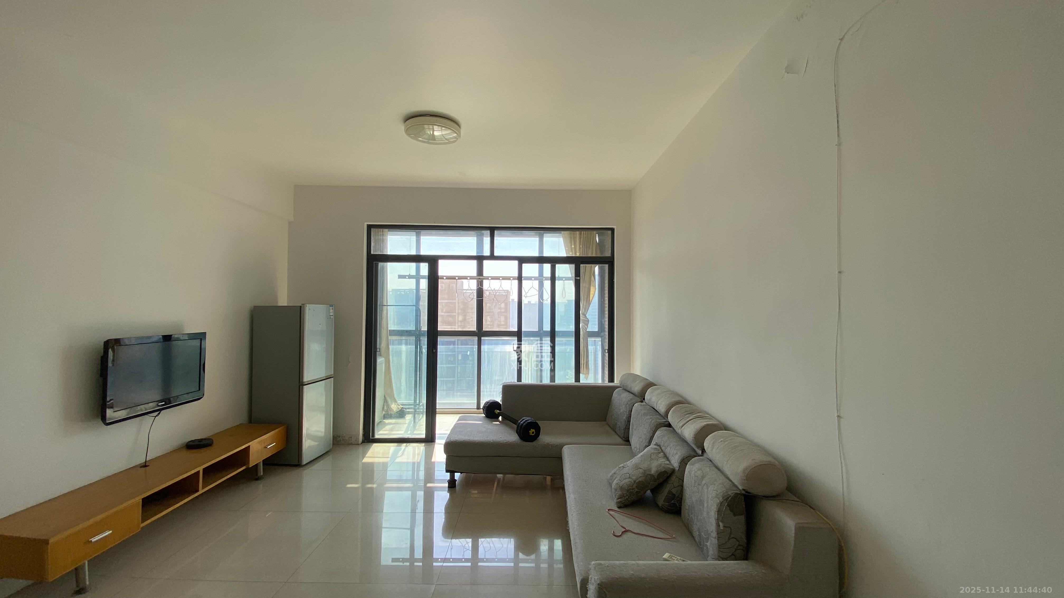 星城映象  2室2厅1卫    2100.0元/月