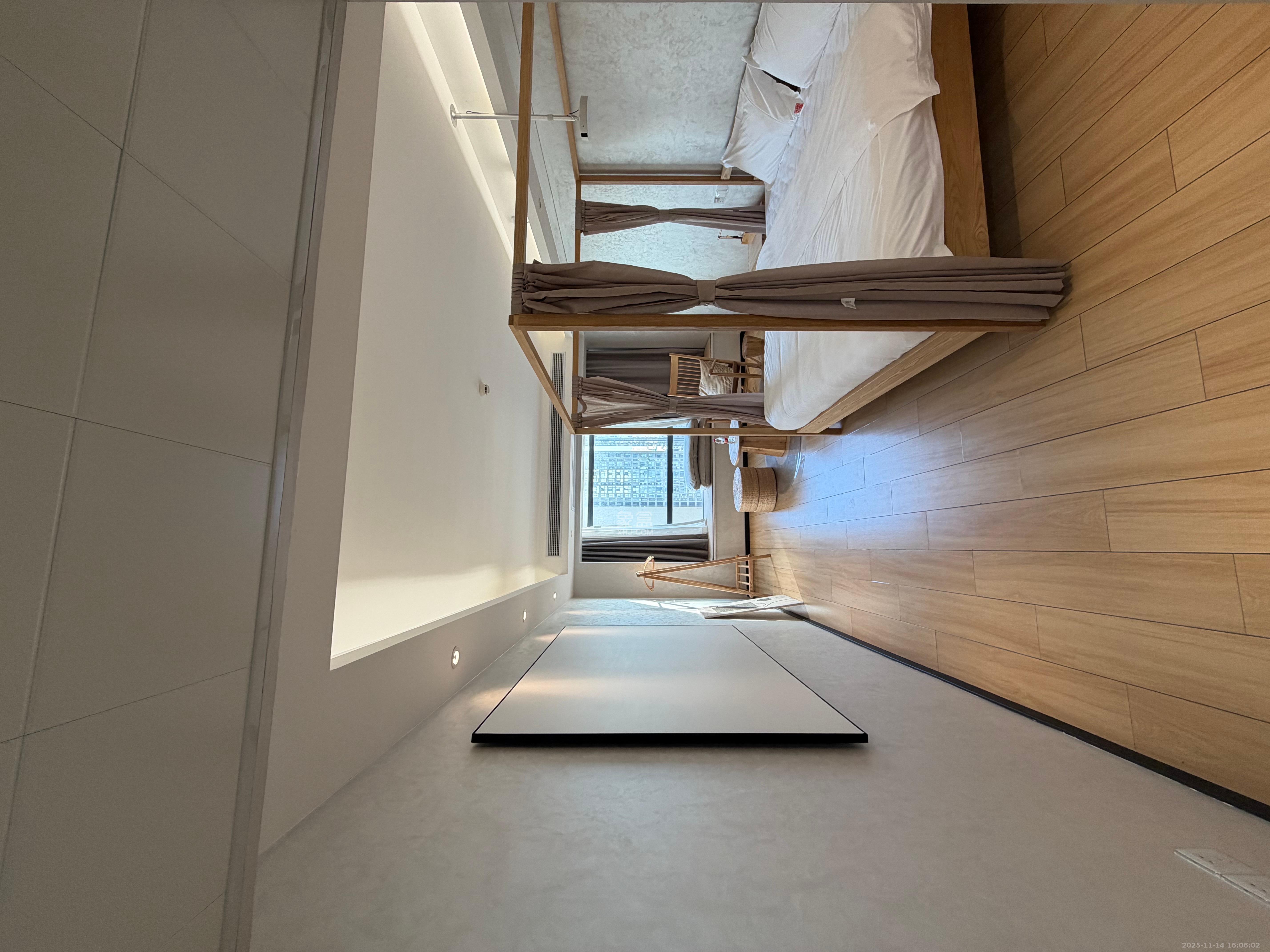 三万英尺  1室1厅1卫    1700.0元/月