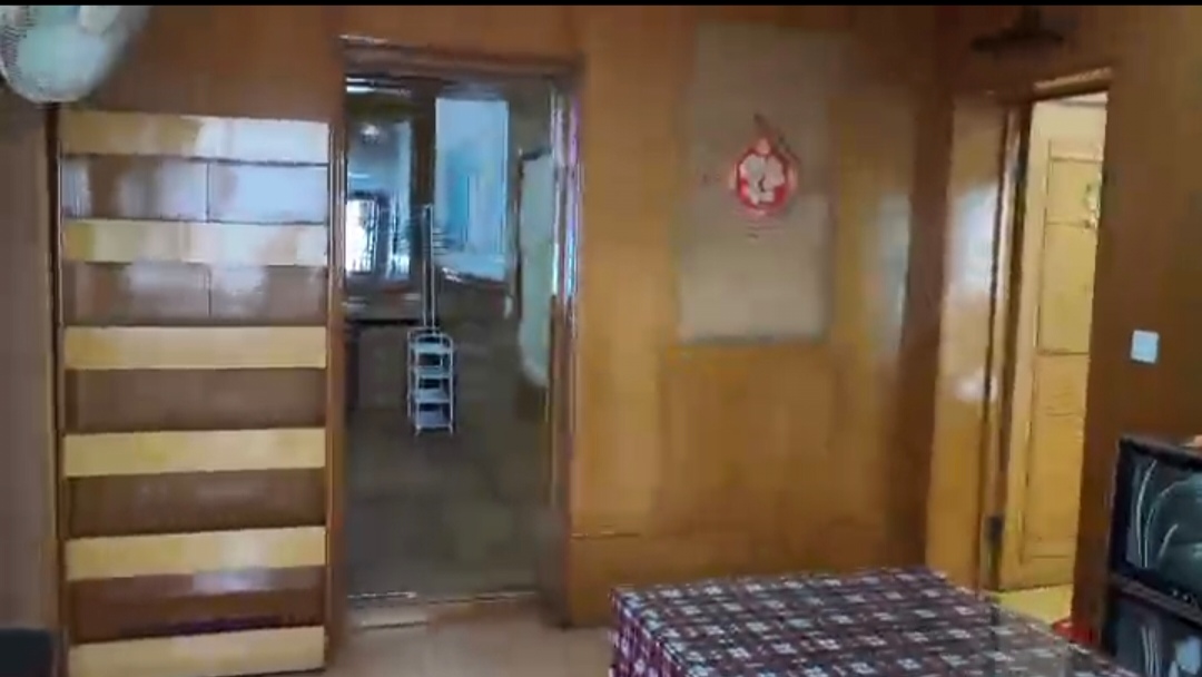 轻纺局家属院 3室1厅1卫 1200.0元/月 轻纺局家属院 3室1厅1卫 1200.0元/月室内图