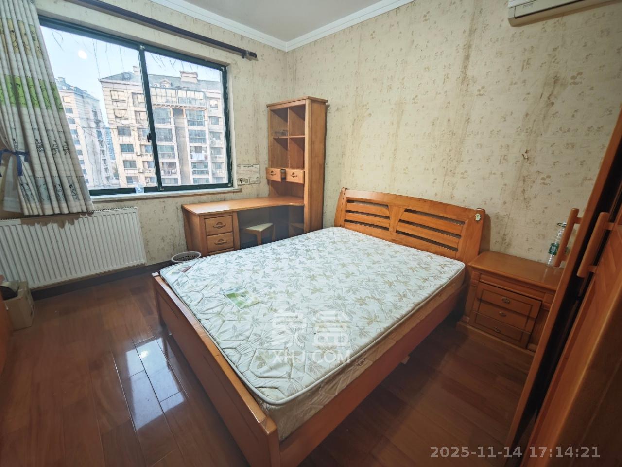 共和世家  4室2厅2卫    4000.0元/月室内图