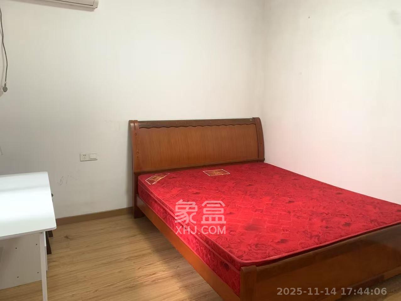 中房F联邦  2室2厅1卫    1950.0元/月室内图