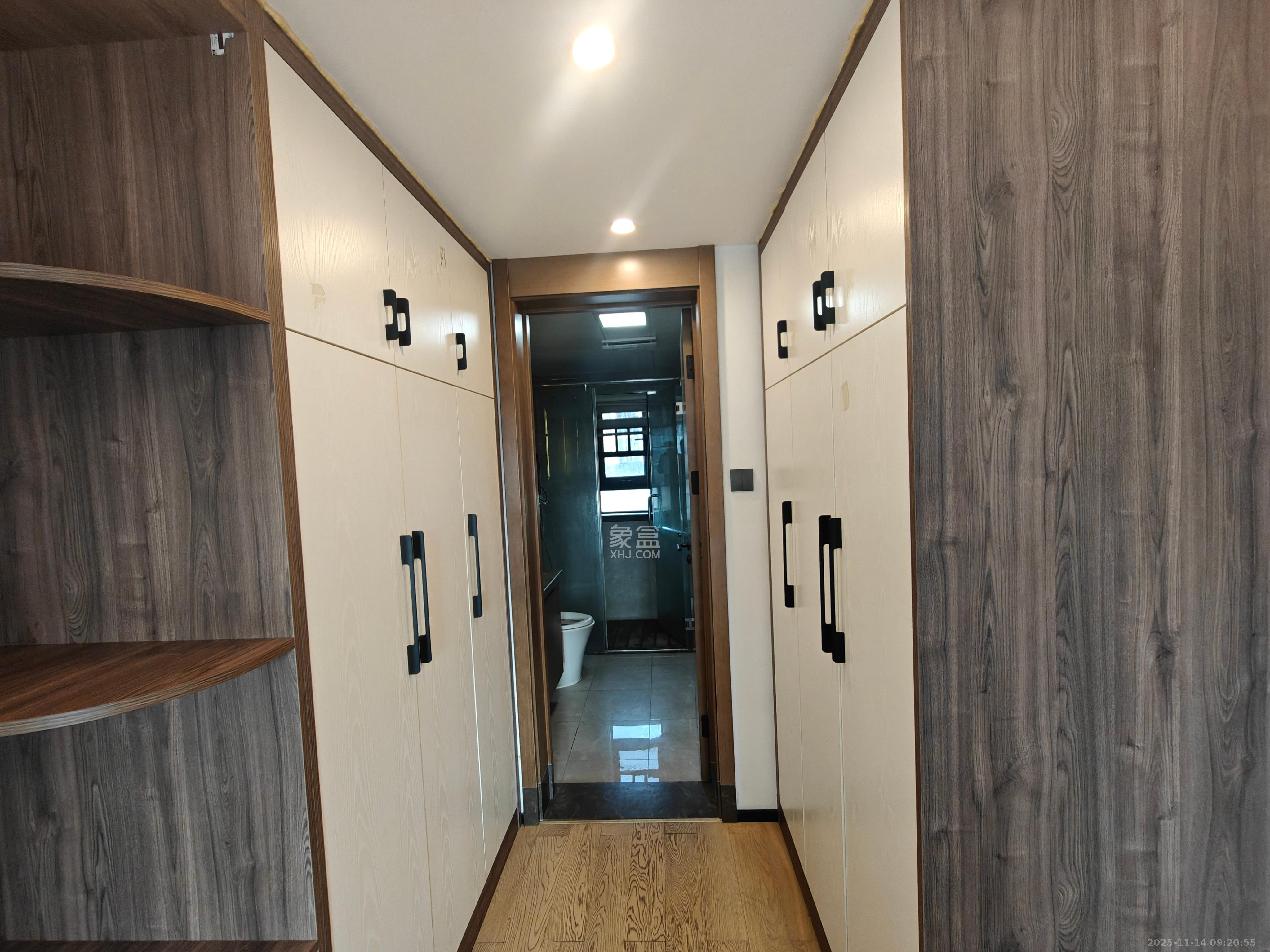 万科金域蓝湾  4室2厅2卫    4100.0元/月室内图