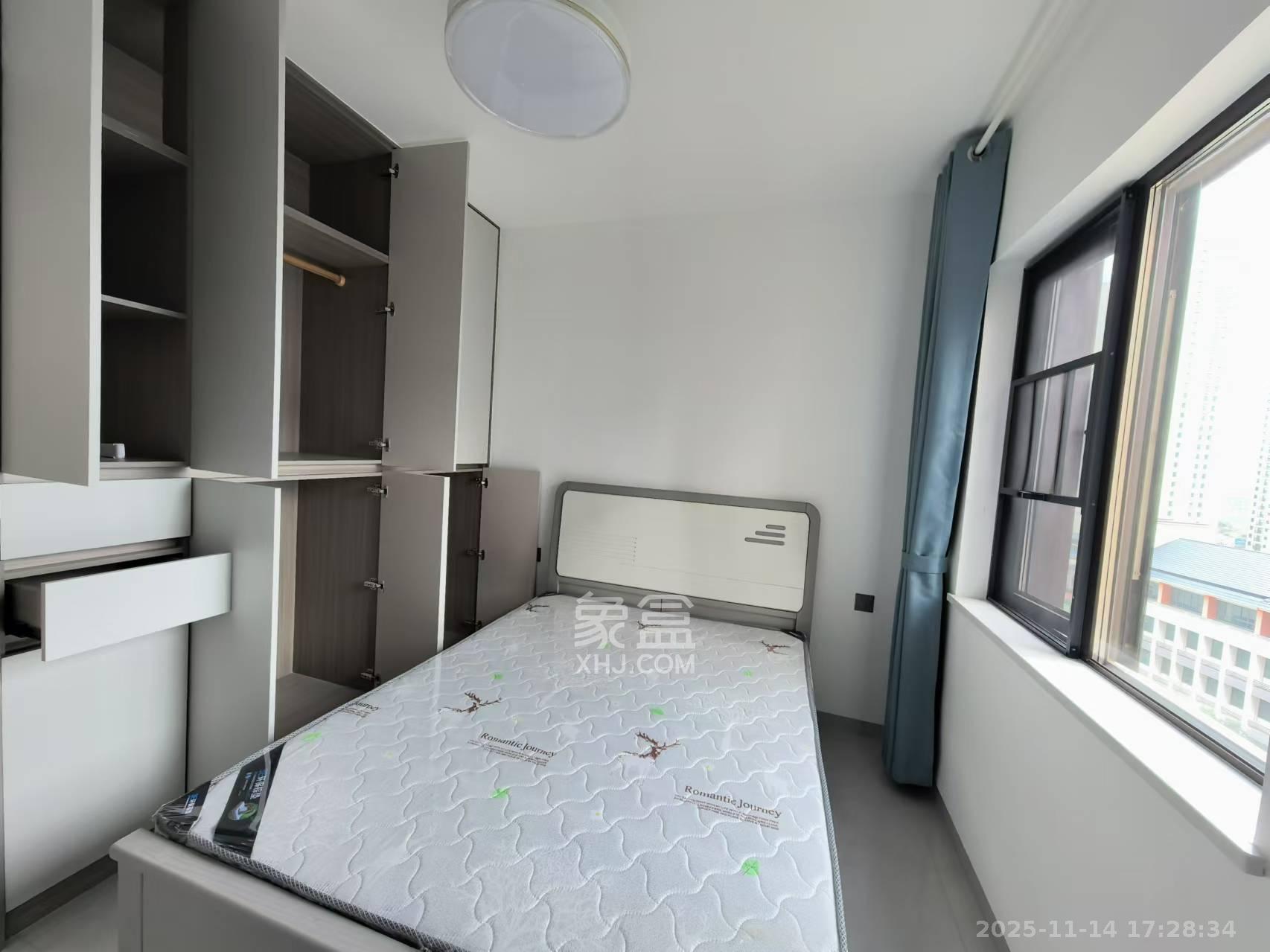 伊景园滨河苑 3室1厅1卫 2400.0元/月 伊景园滨河苑 3室1厅1卫 2400.0元/月室内图