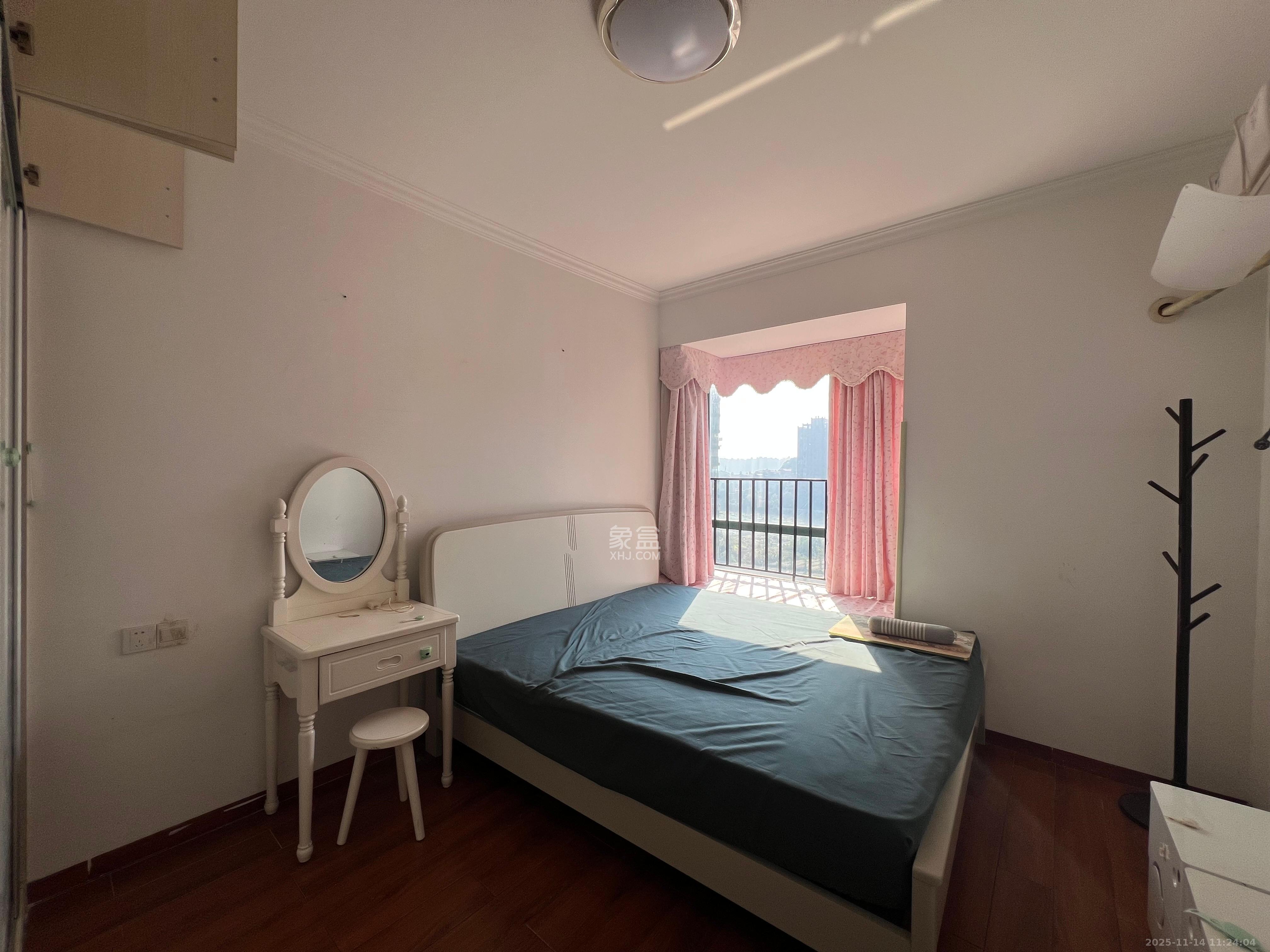 绿洲花园 3室2厅2卫 2580.0元/月 绿洲花园 3室2厅2卫 2580.0元/月室内图