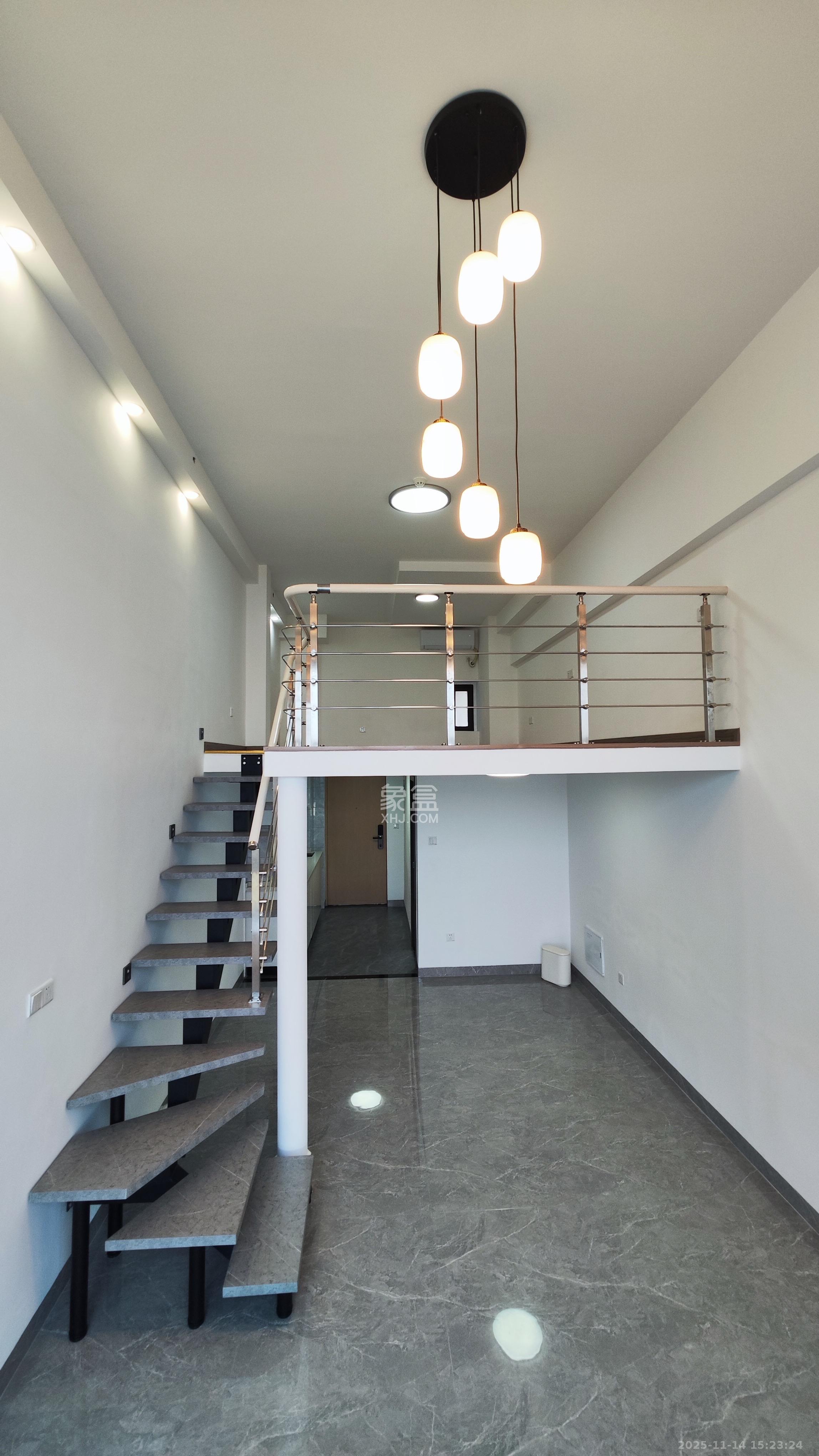 建发央玺（建发泱玺雅苑）  1室1厅1卫    2500.0元/月