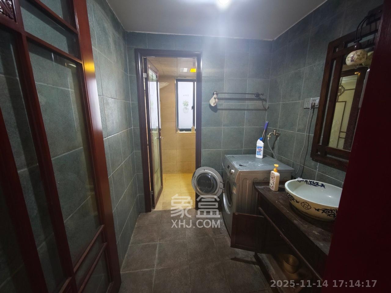 共和世家  4室2厅2卫    4000.0元/月室内图