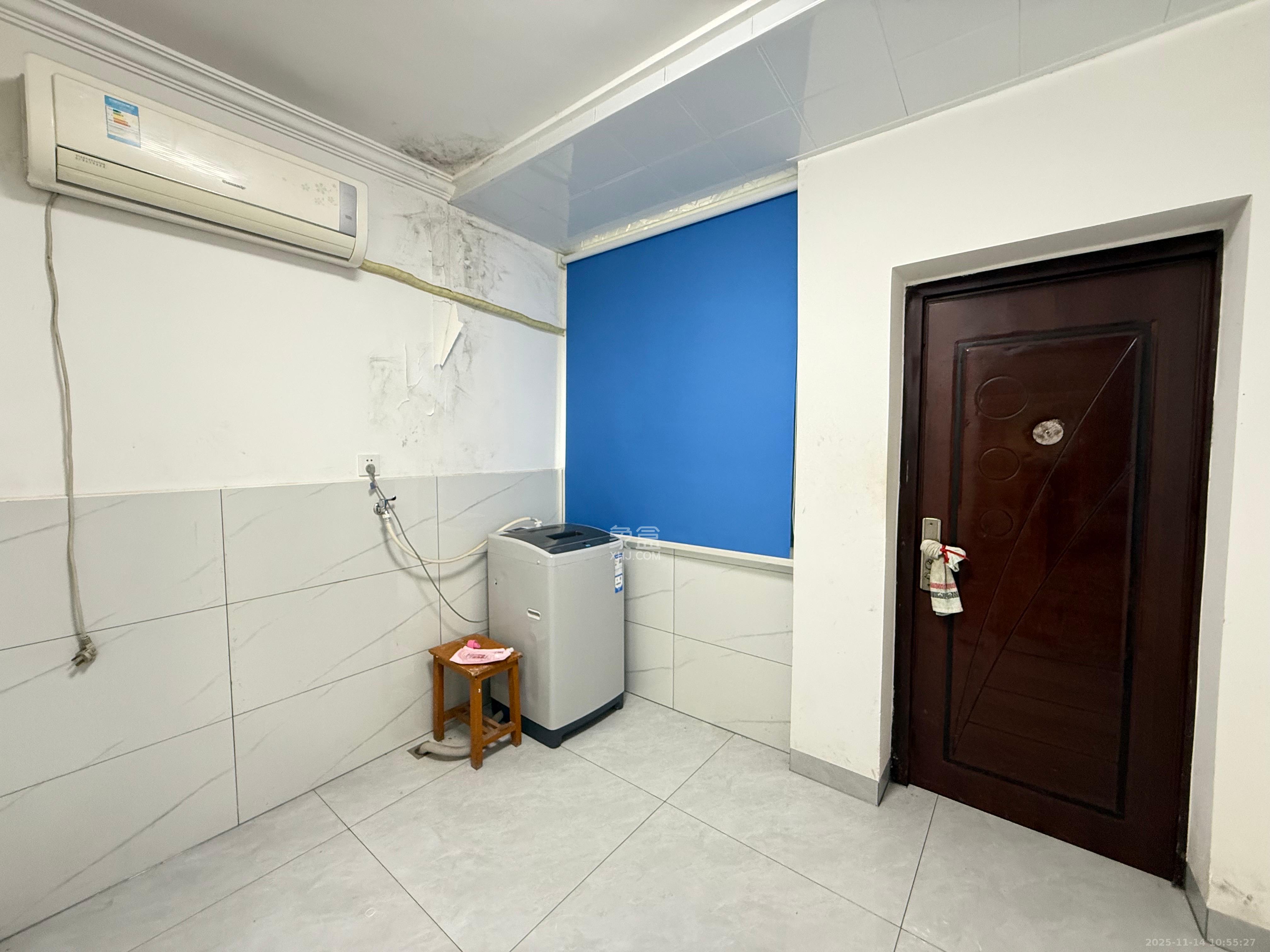 三印宿舍  3室1厅1卫    1500.0元/月室内图