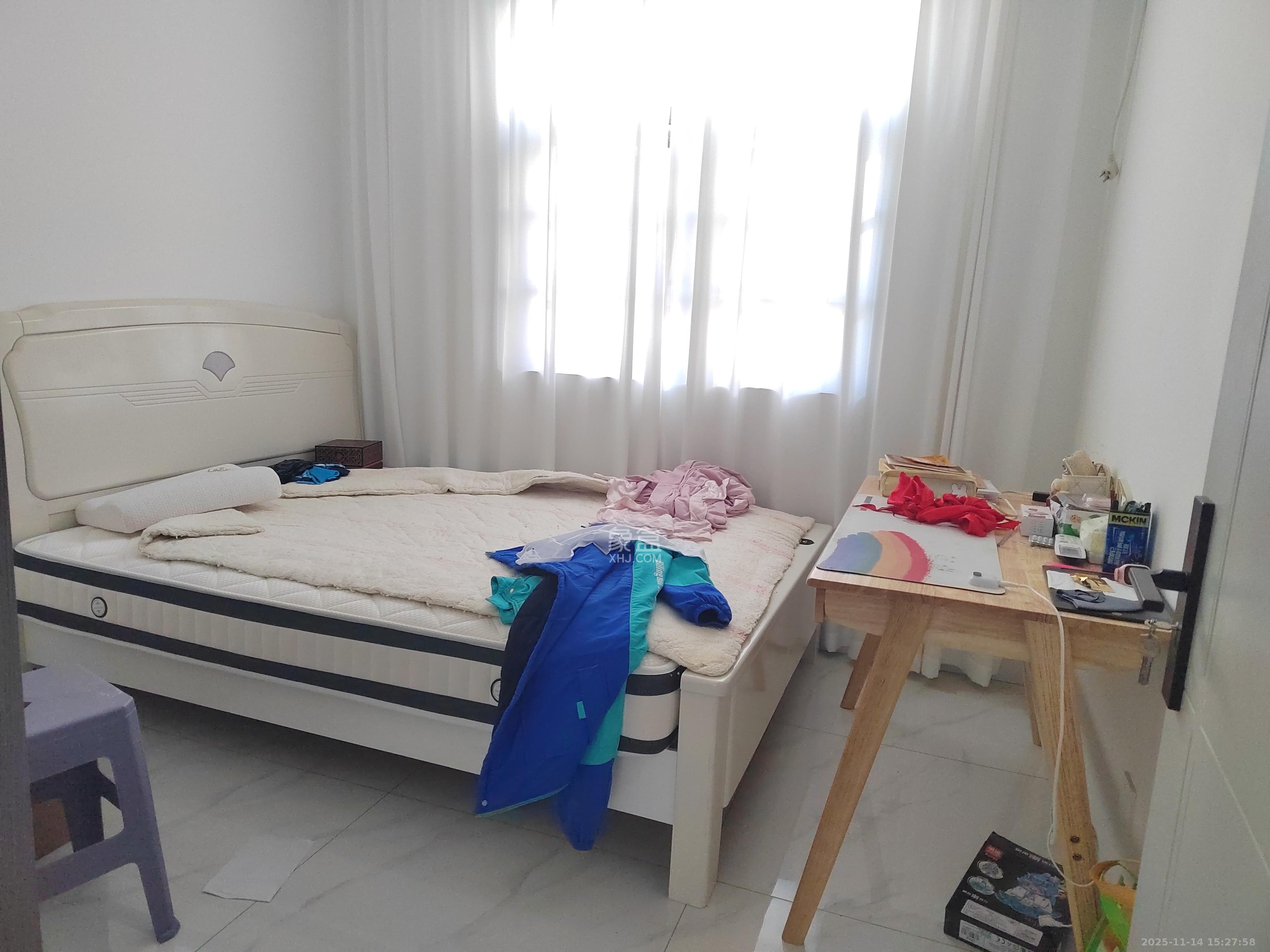 中建钰和城  4室2厅2卫    3800.0元/月室内图