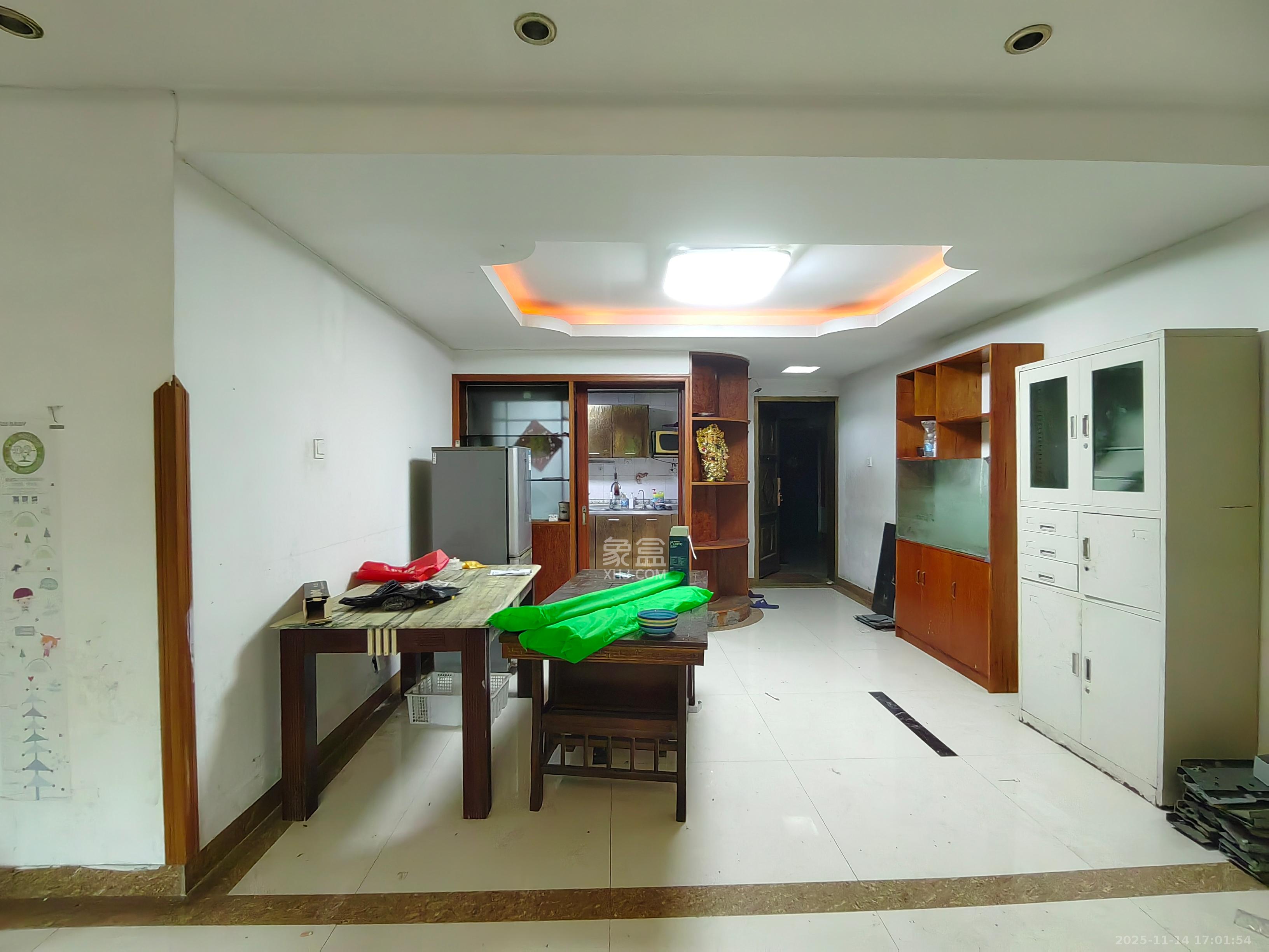 金蕾苑  4室2厅2卫    88.0万