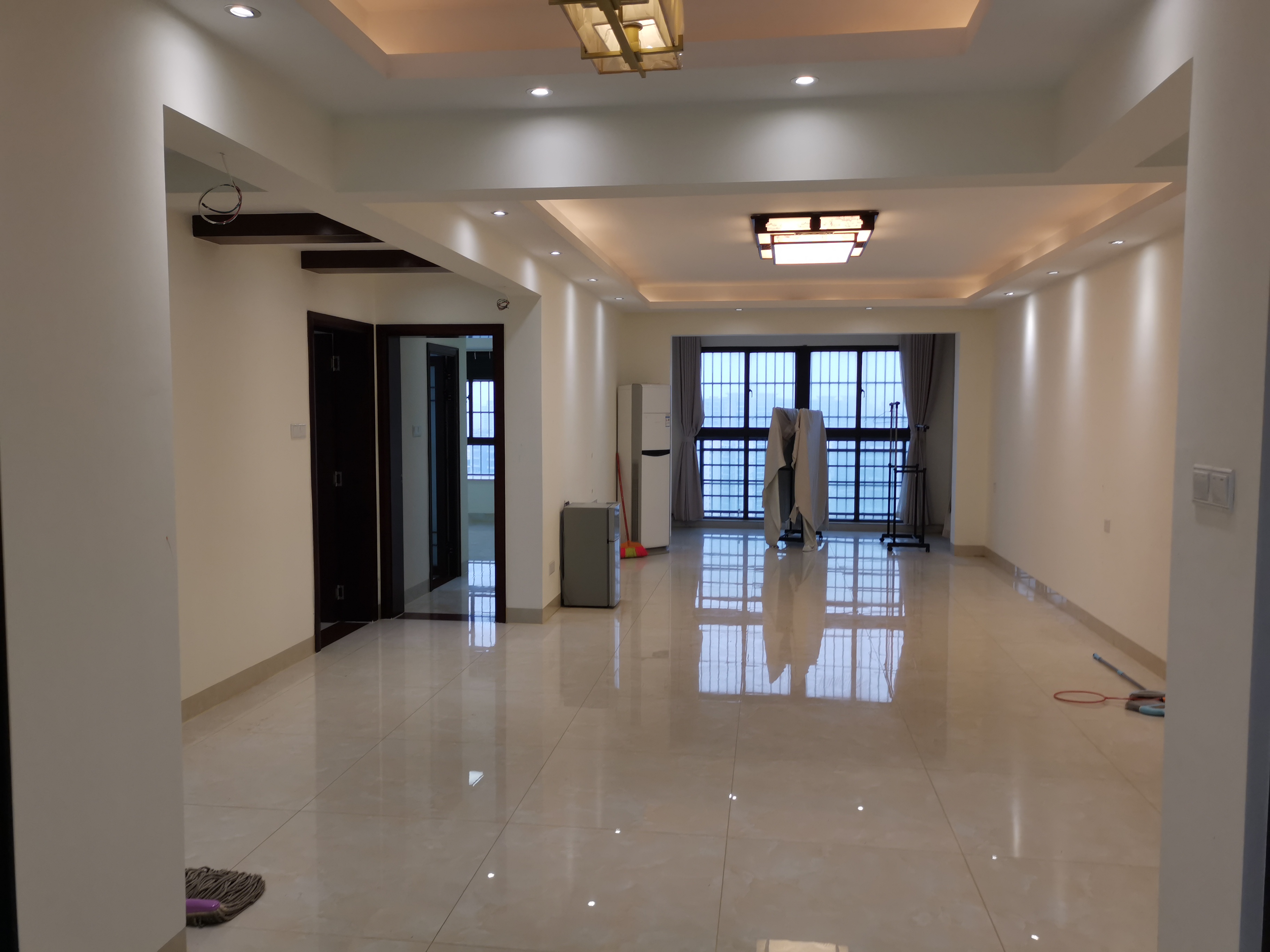 德府方家  4室2厅2卫    3500.0元/月室内图