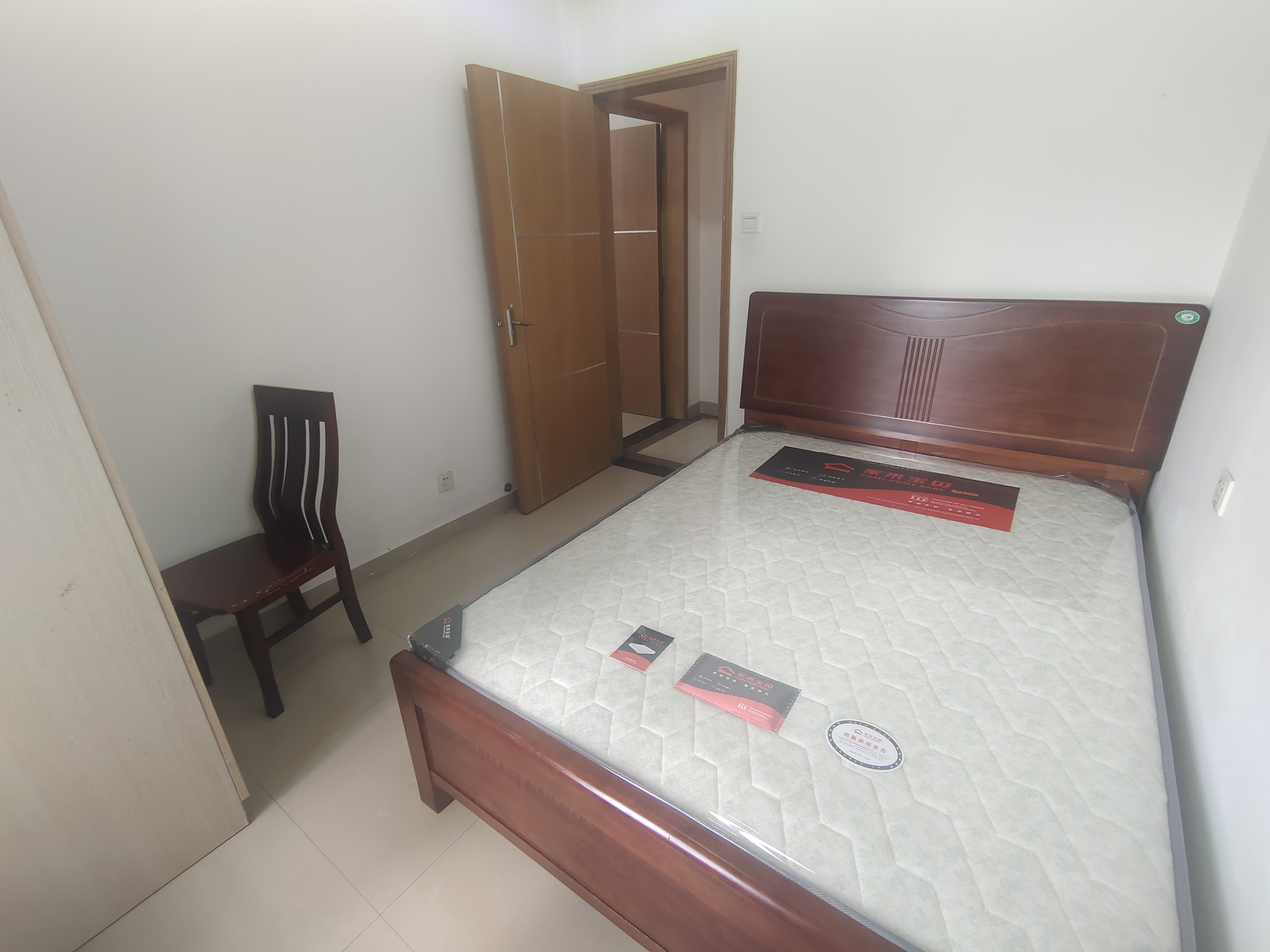 祥阁深蓝湾  2室2厅1卫    2300.0元/月