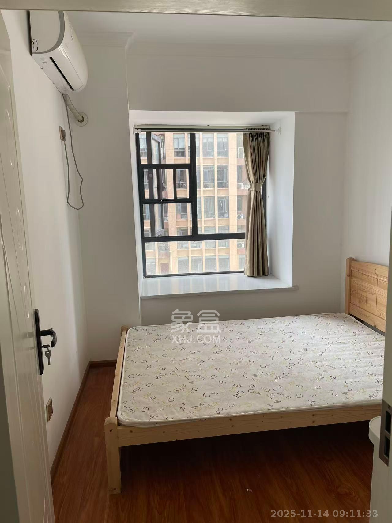 西子湖畔沃府  3室2厅1卫    2400.0元/月室内图