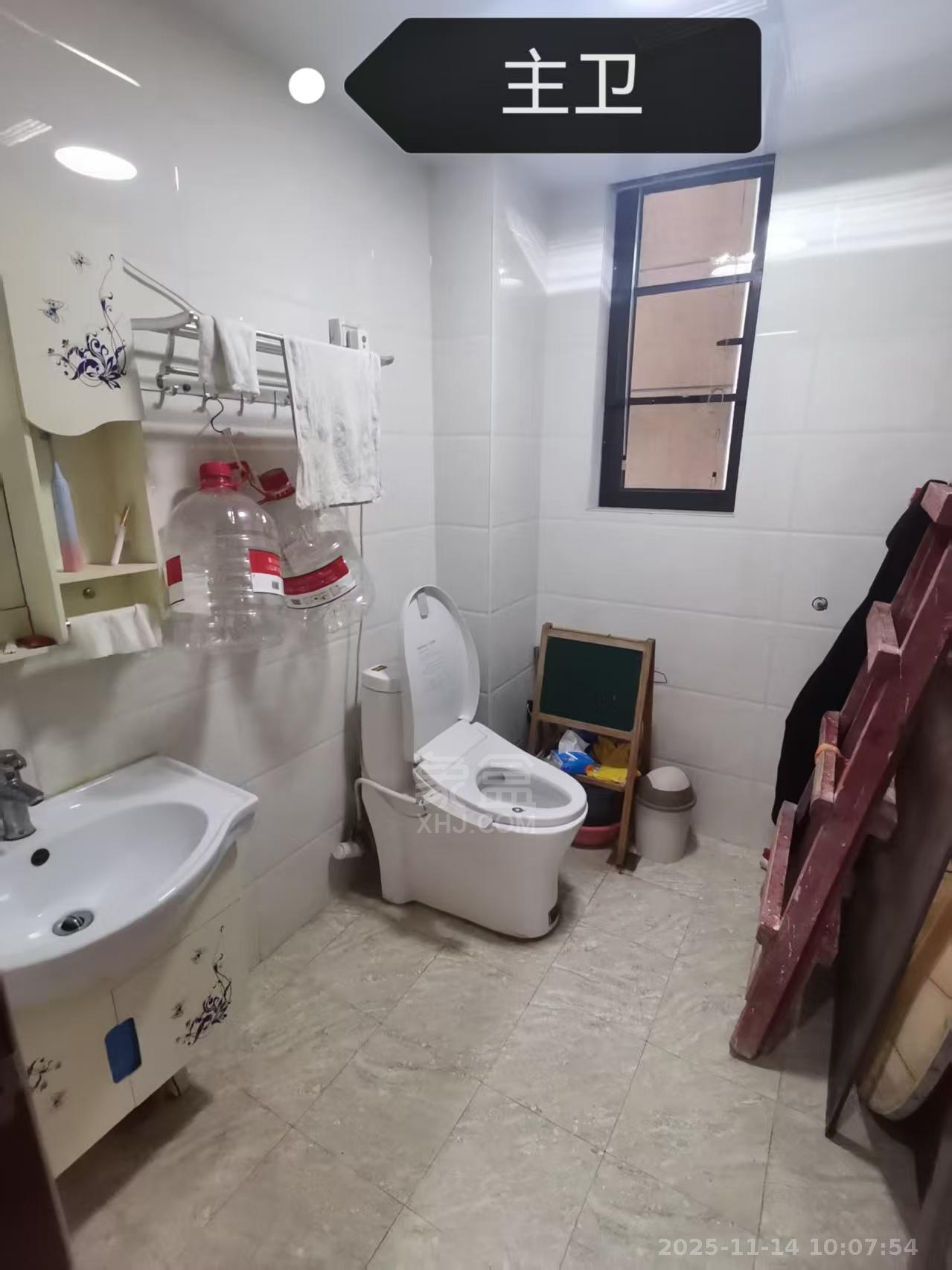 慧谷阳光  3室1厅1卫    1900.0元/月室内图