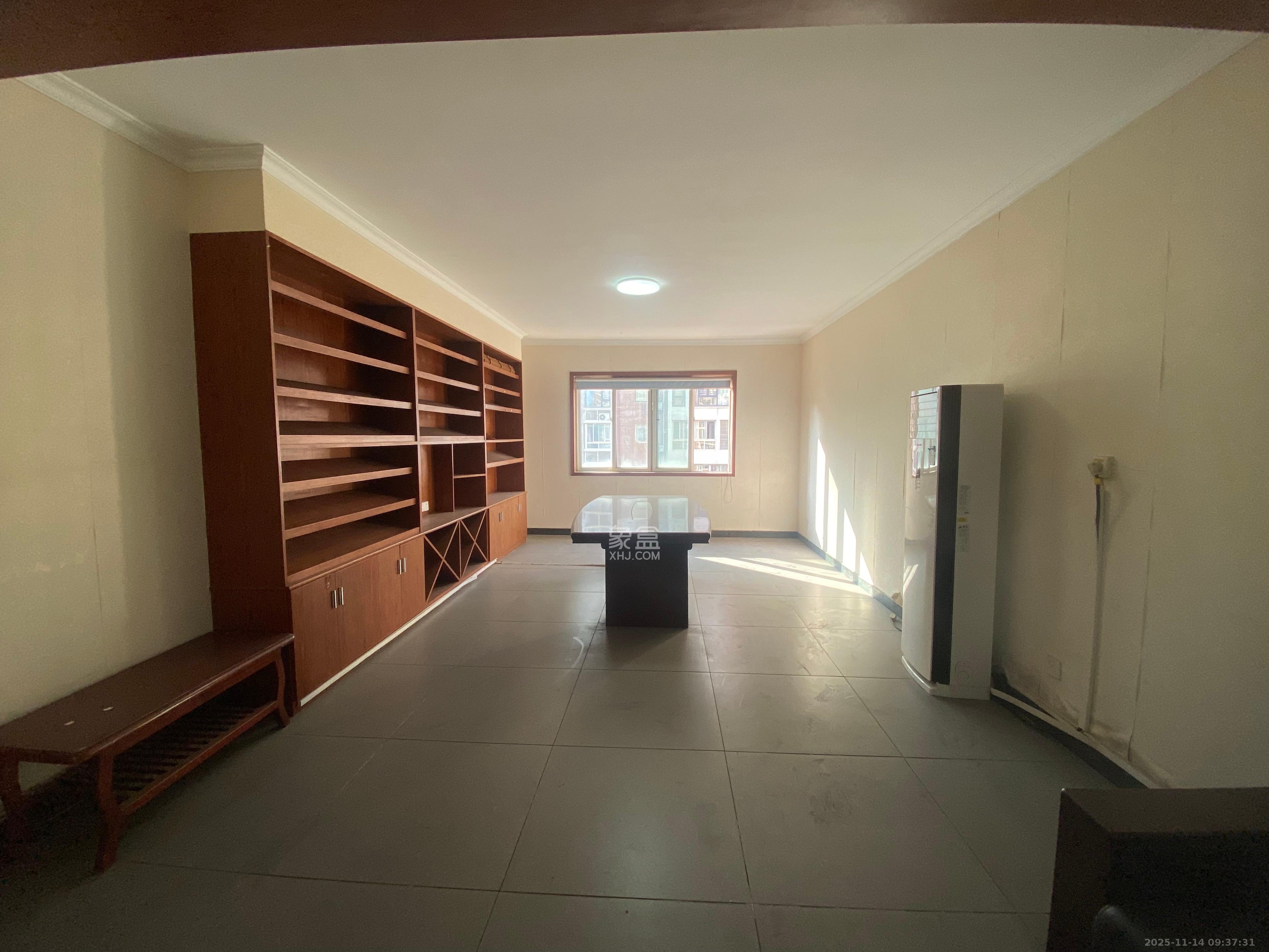 上林国际  4室1厅2卫    3800.0元/月