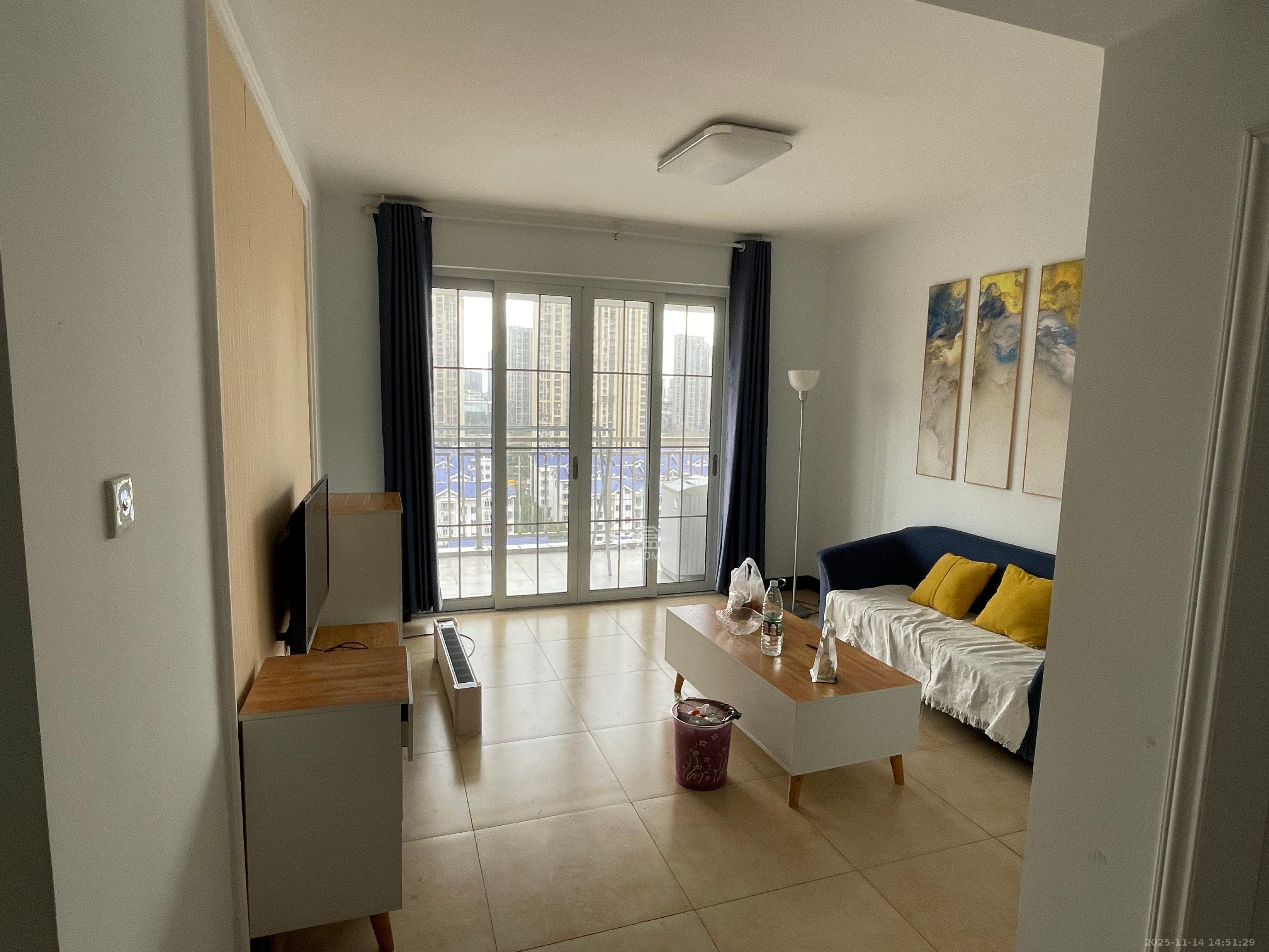 荣升家园（湘江熙岸）  2室2厅1卫    2200.0元/月