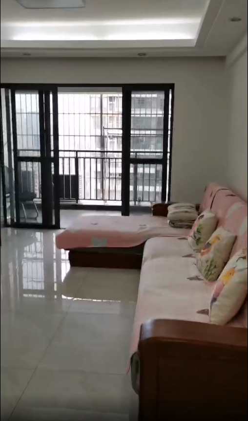 椰岛广场 3室2厅2卫 3500.0元/月 椰岛广场 3室2厅2卫 3500.0元/月室内图