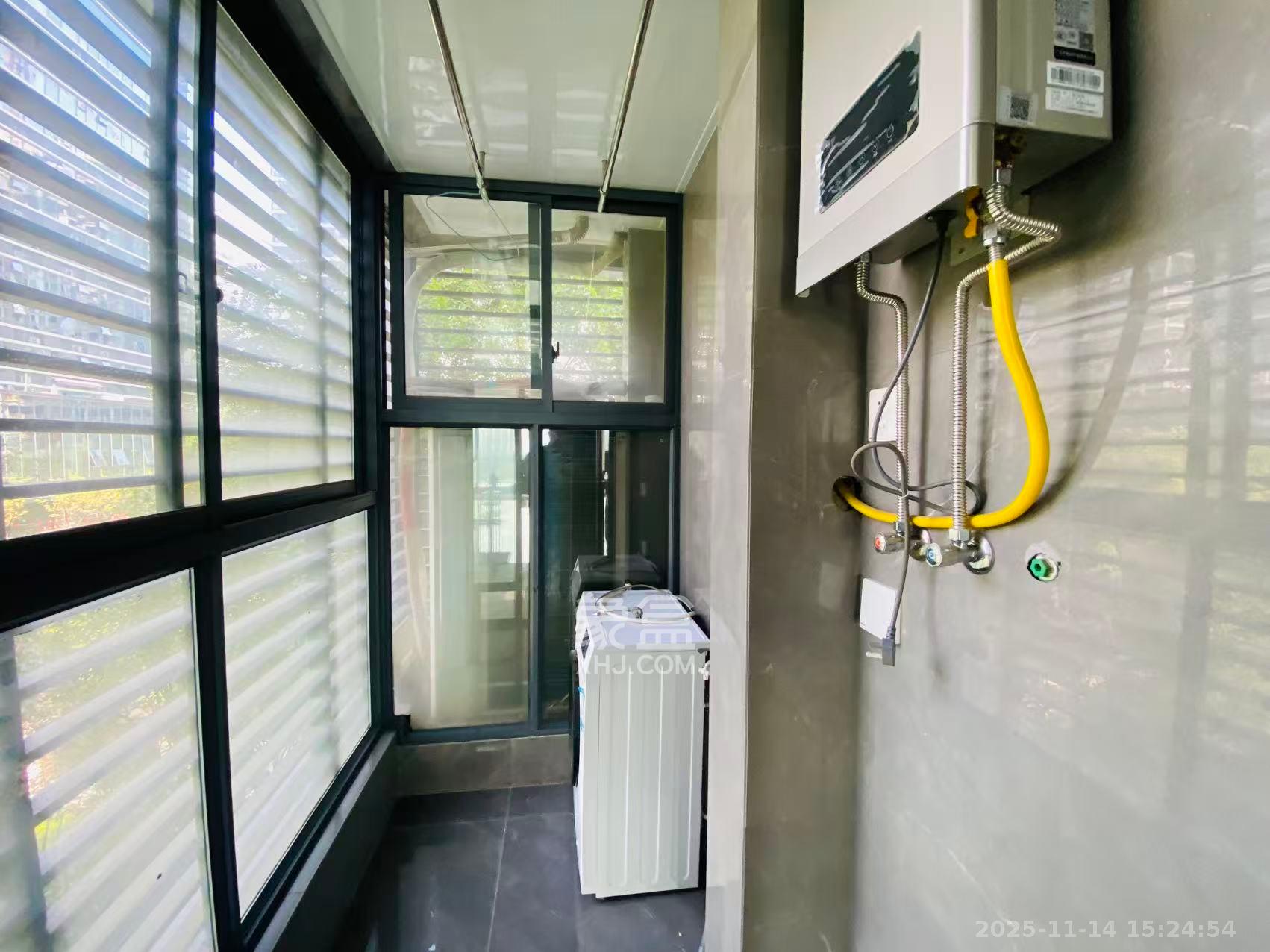 远洋外滩壹号  4室2厅2卫    7500.0元/月室内图