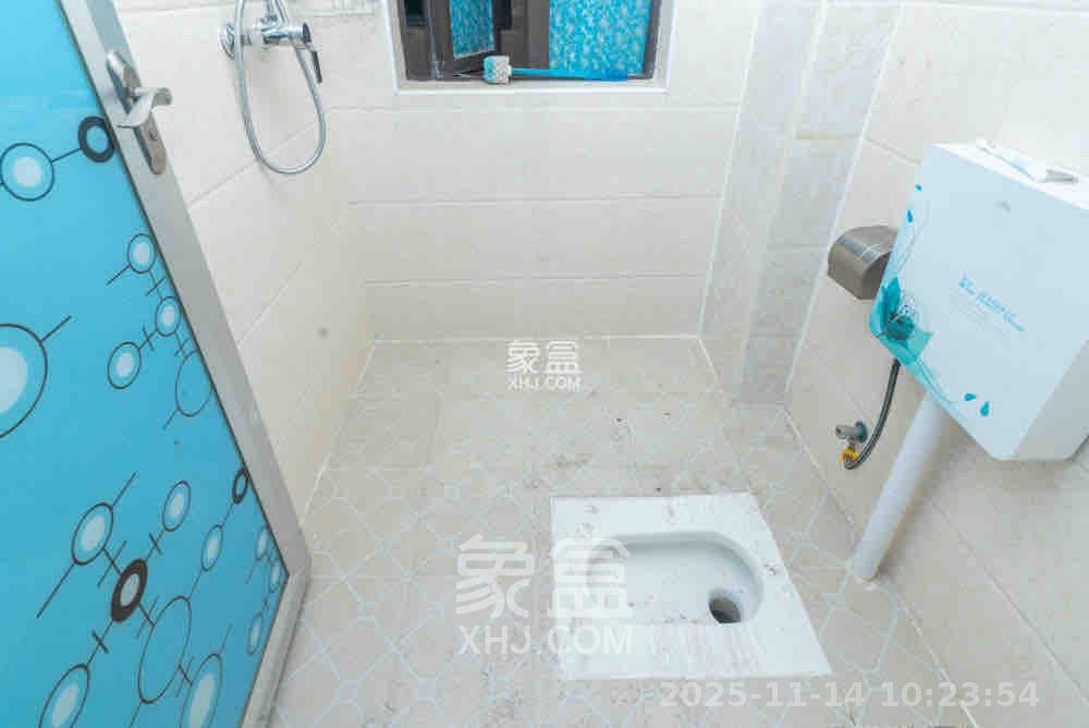 海洋半岛(月珑湾) 3室2厅1卫 2300.0元/月 海洋半岛(月珑湾) 3室2厅1卫 2300.0元/月室内图