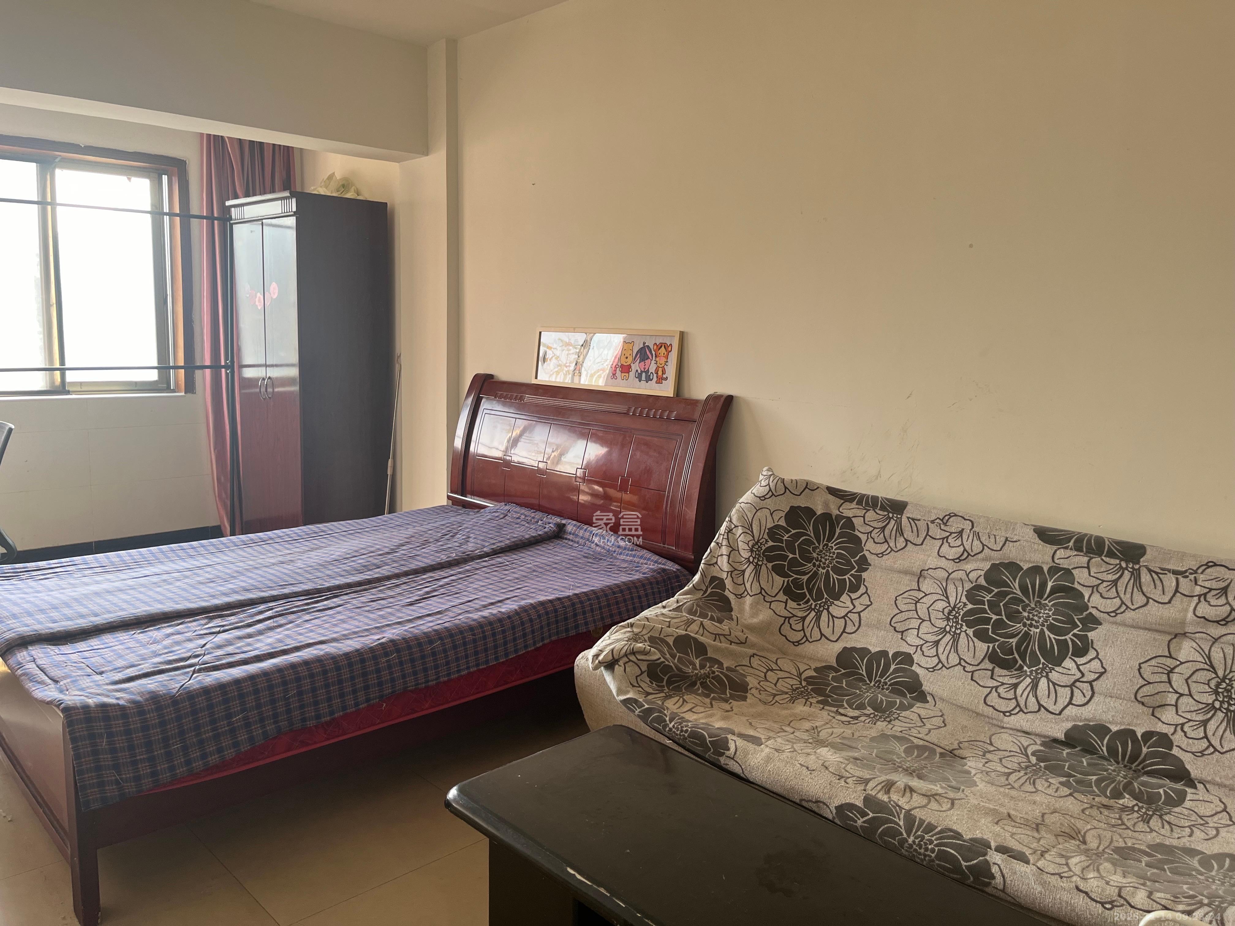 三和公寓 1室1厅1卫 1100.0元/月 三和公寓 1室1厅1卫 1100.0元/月室内图