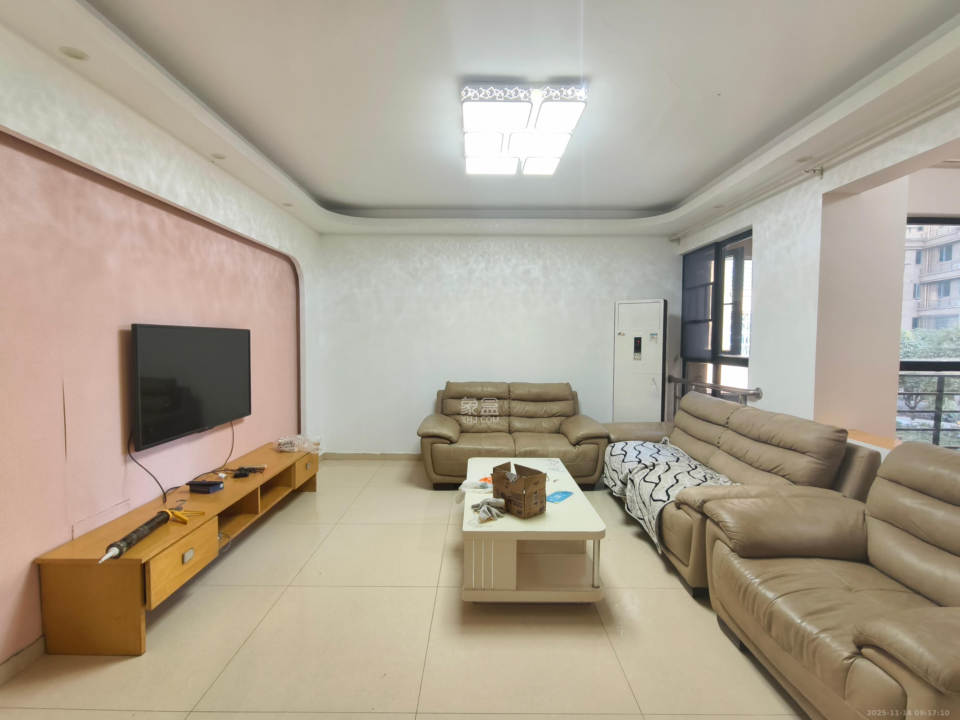 湘江锦绣 2室2厅1卫 2000.0元/月 湘江锦绣 2室2厅1卫 2000.0元/月室内图