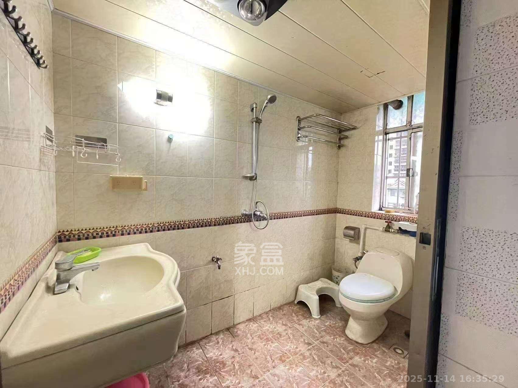 白沙啤酒公寓  2室1厅1卫    1500.0元/月室内图