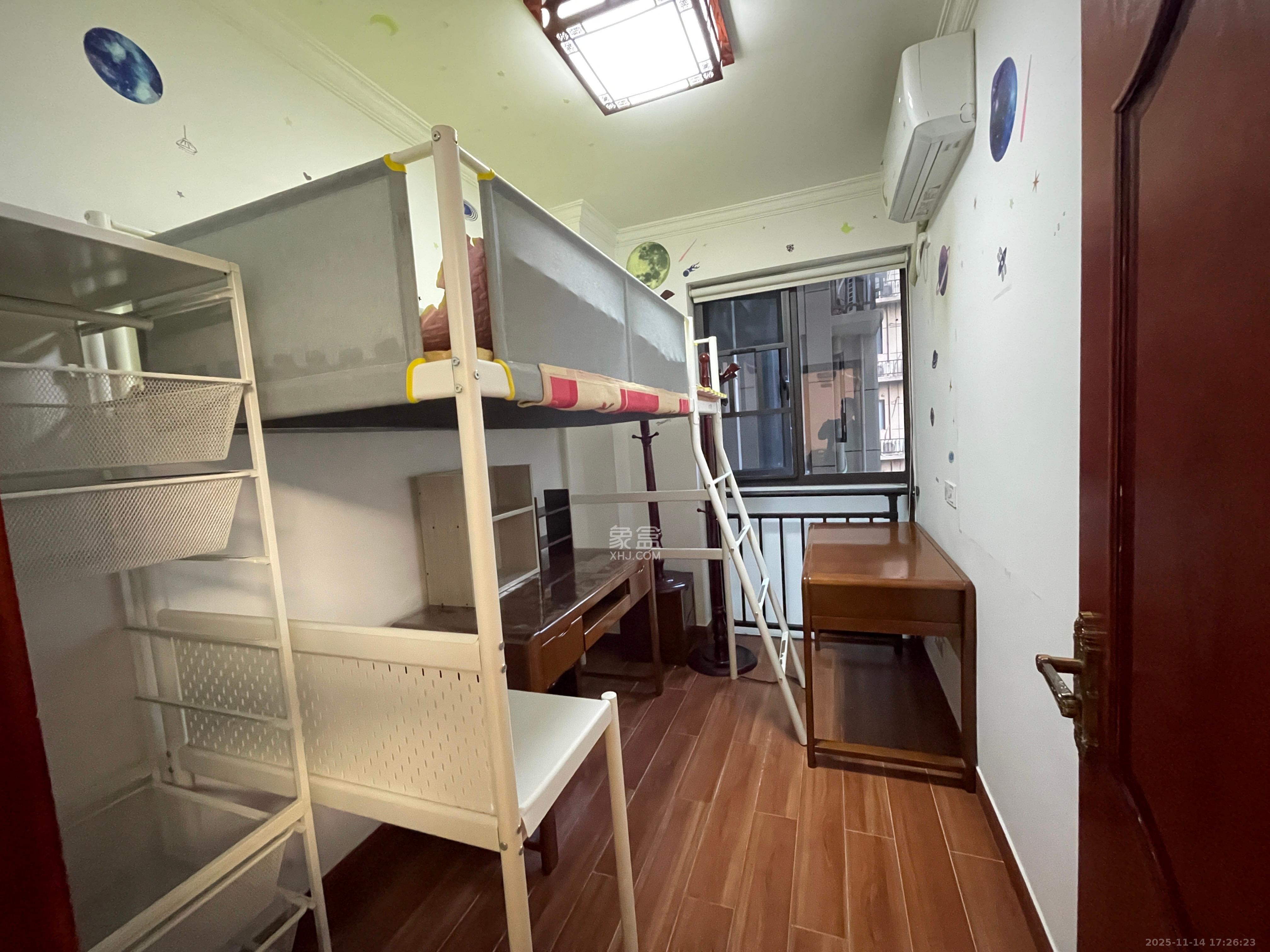 中国铁建梅溪青秀二期  3室2厅2卫    2600.0元/月室内图