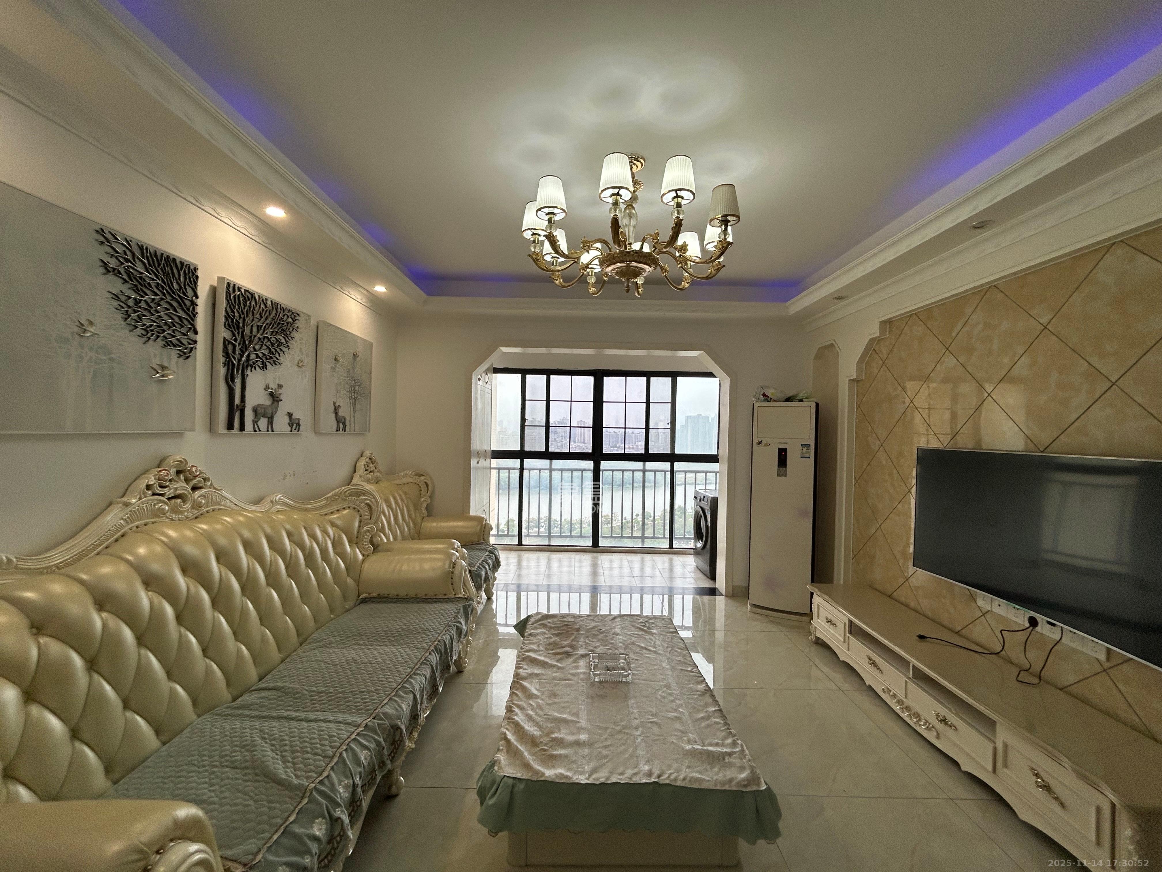 五矿沁园金城（春和景园）  4室2厅2卫    3100.0元/月