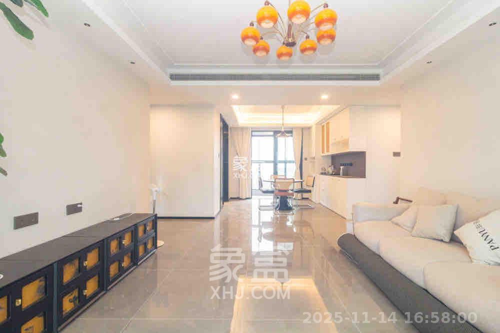 美的云樾 4室1厅2卫 6000.0元/月 美的云樾 4室1厅2卫 6000.0元/月室内图