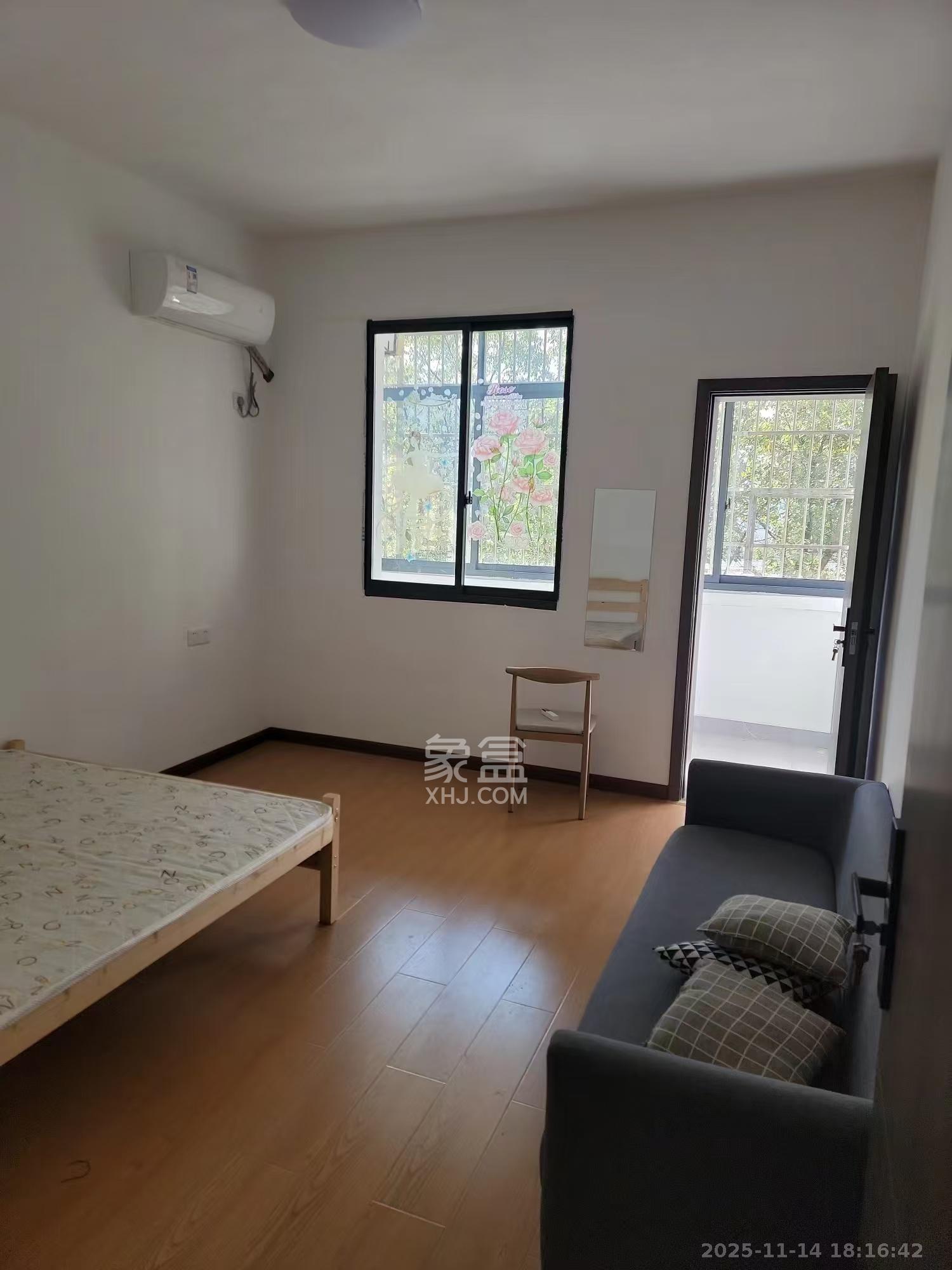 正圆小区（树木岭）  3室1厅1卫    1600.0元/月室内图