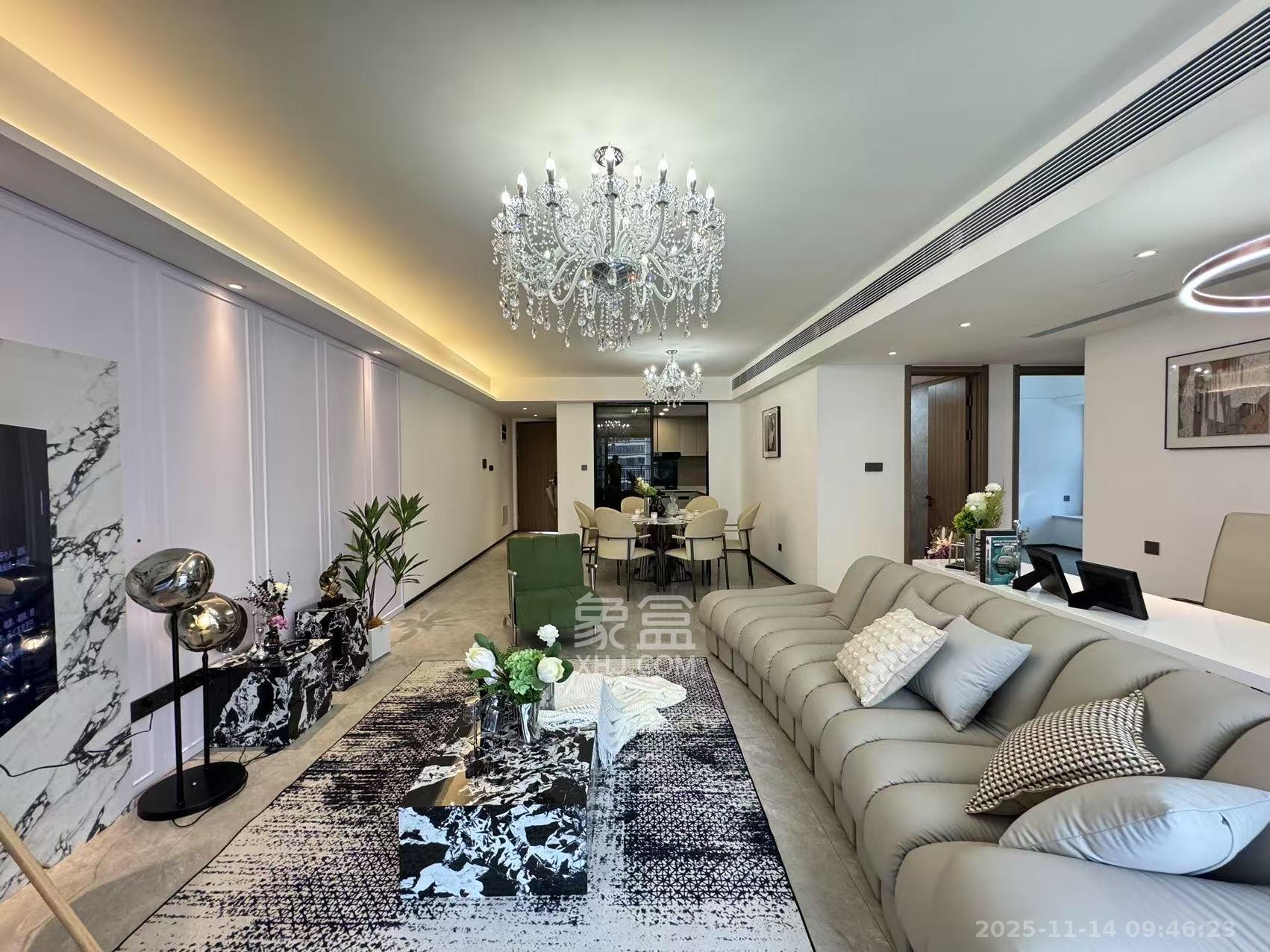 轨道万科悦府  3室2厅2卫    5800.0元/月室内图