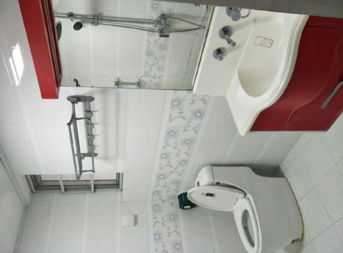 宁江花园 3室2厅2卫 2600.0元/月 宁江花园 3室2厅2卫 2600.0元/月室内图