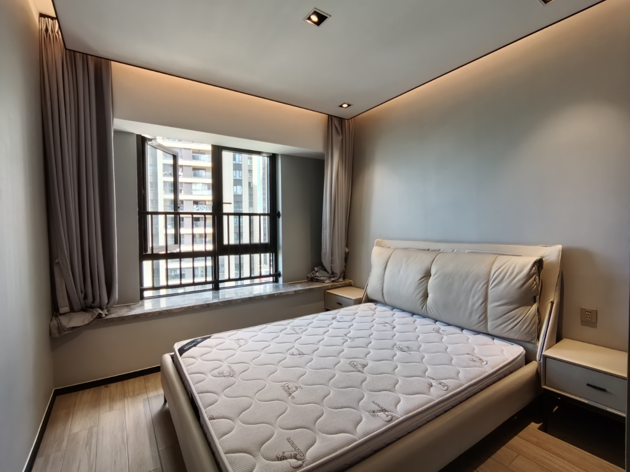 融创海口一号 4室2厅2卫 6000.0元/月 融创海口一号 4室2厅2卫 6000.0元/月室内图