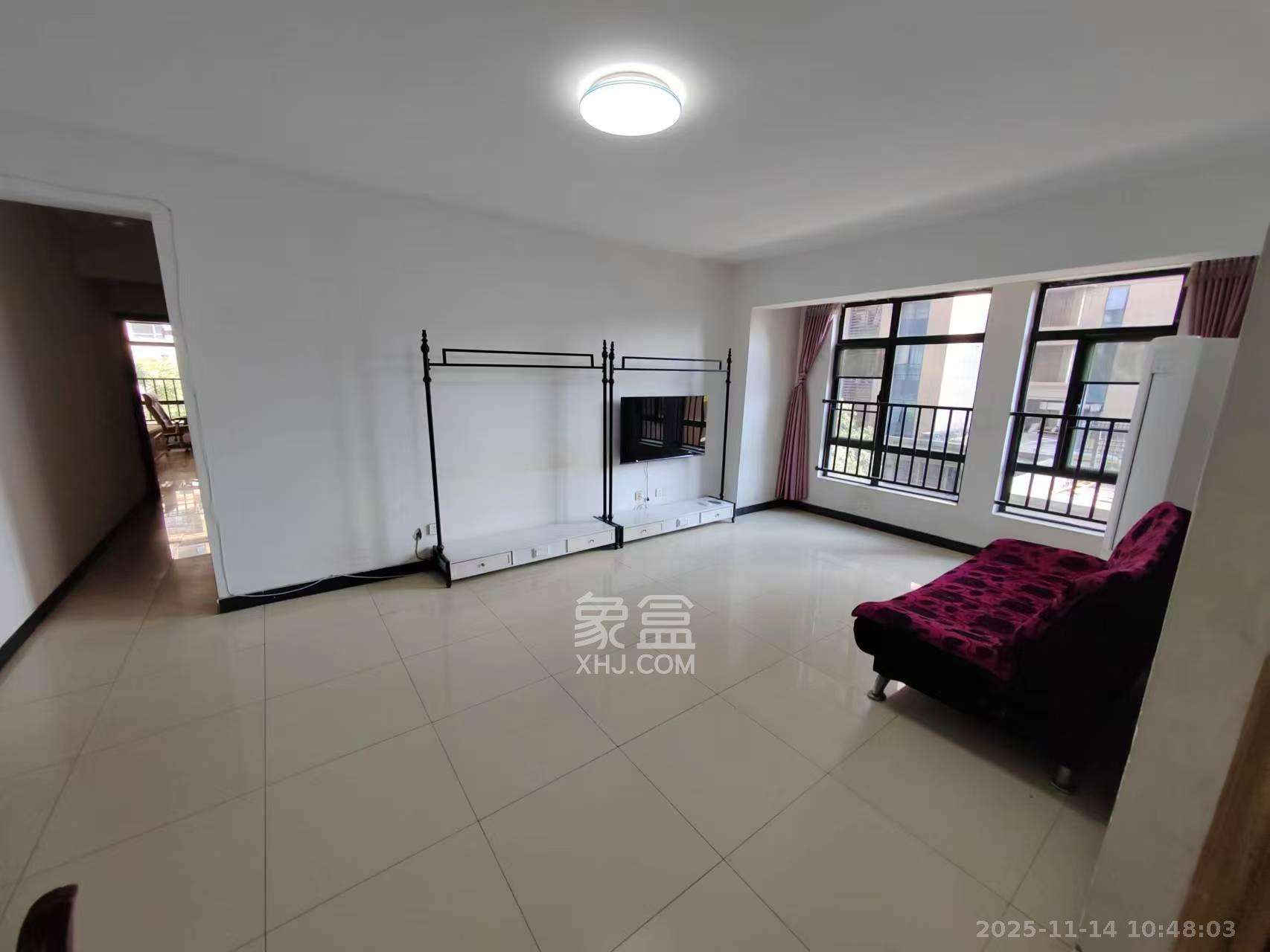 湘域城邦（湘域国际中心）  2室1厅1卫    3000.0元/月