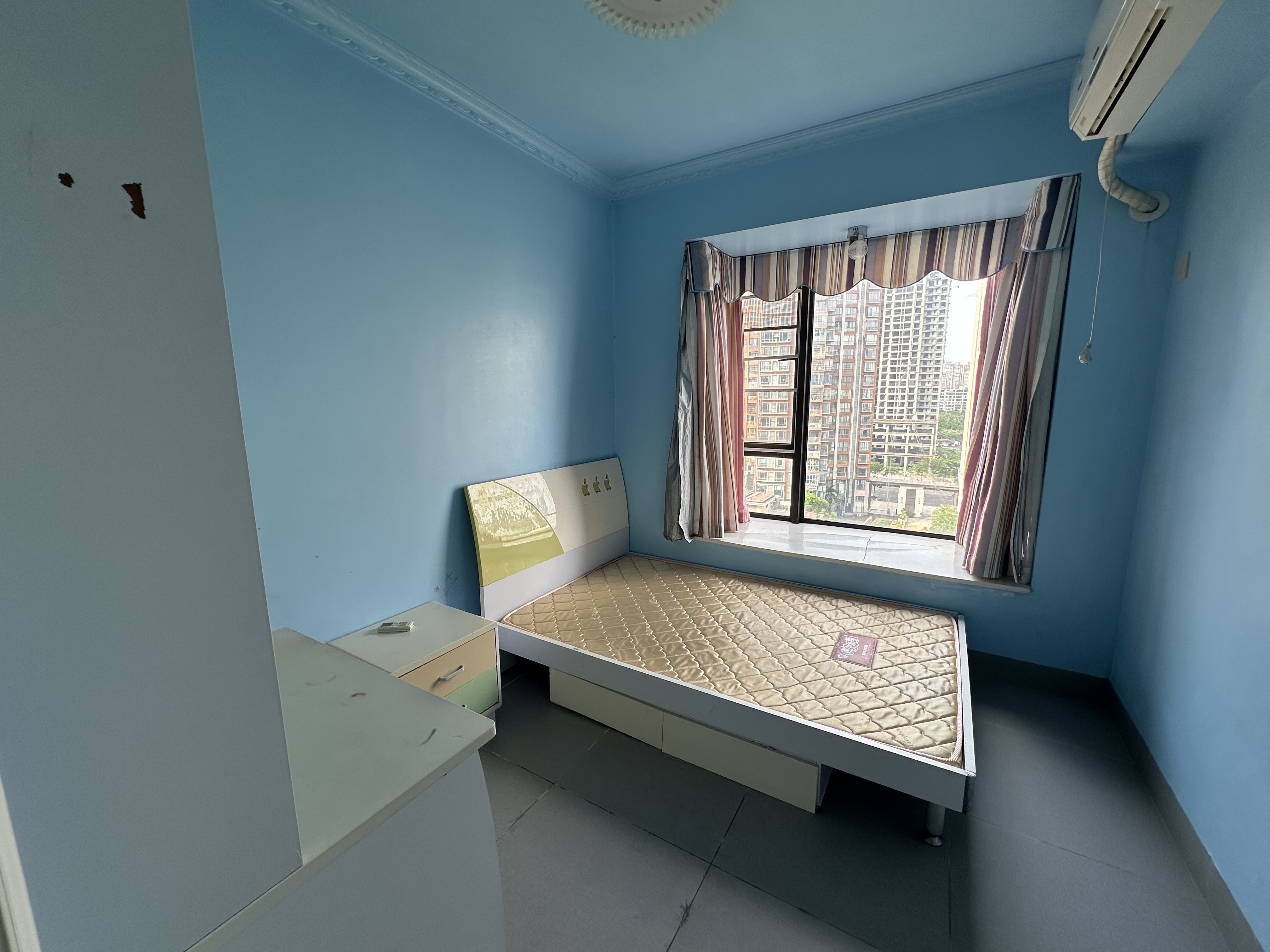 紫泉花坊  1室0厅0卫    2100.0元/月室内图