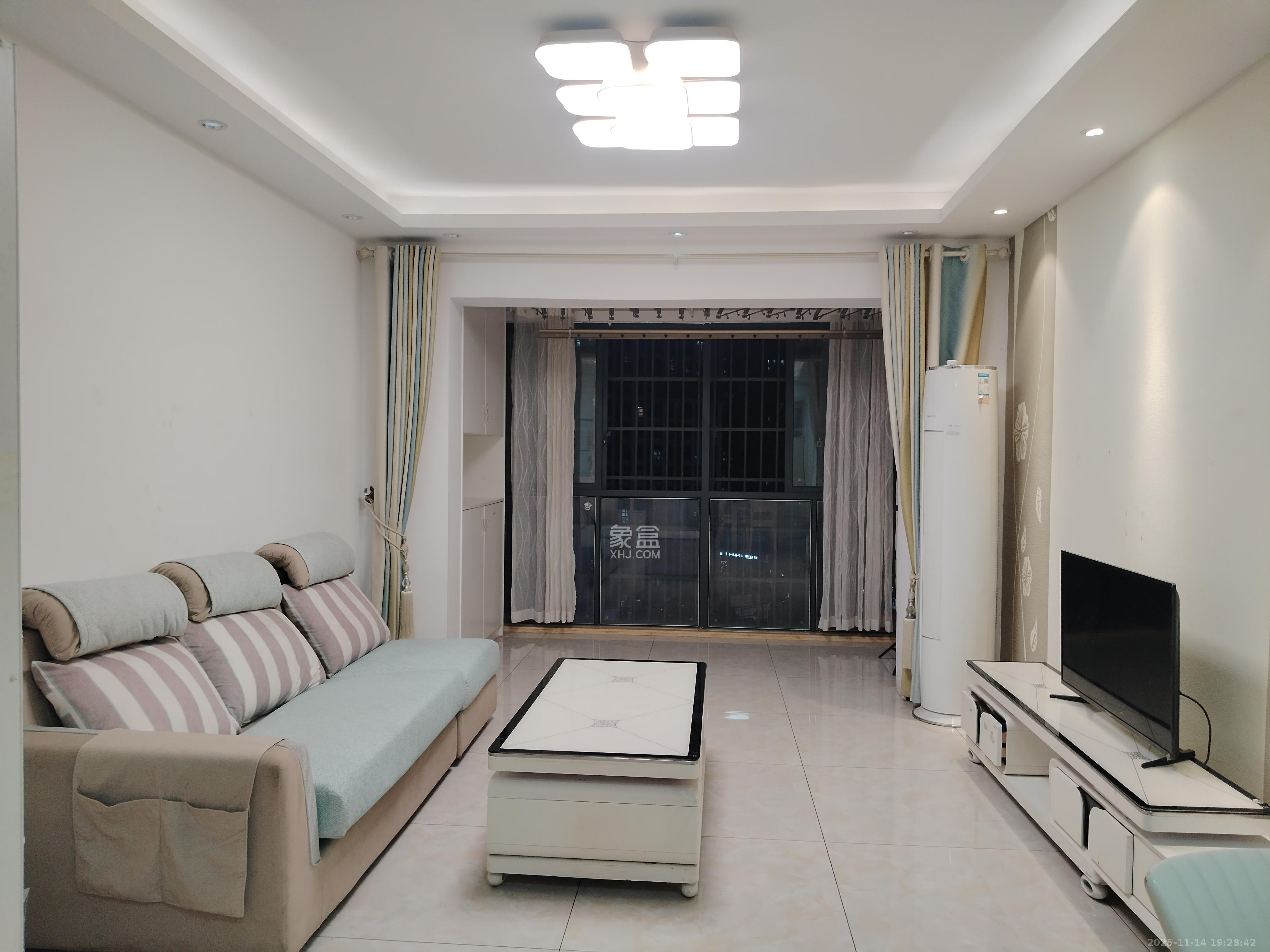 方略城市广场 3室2厅1卫 2000.0元/月 方略城市广场 3室2厅1卫 2000.0元/月室内图