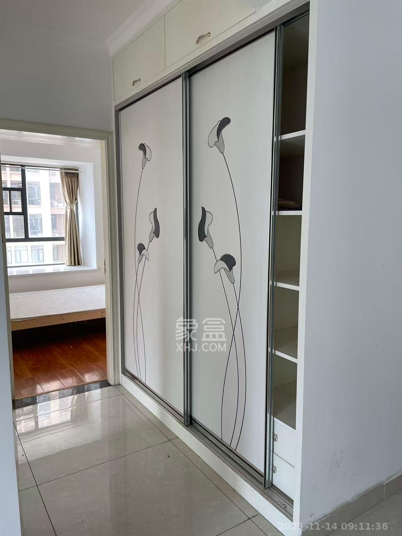 西子湖畔沃府 3室2厅1卫 2400.0元/月 西子湖畔沃府 3室2厅1卫 2400.0元/月室内图