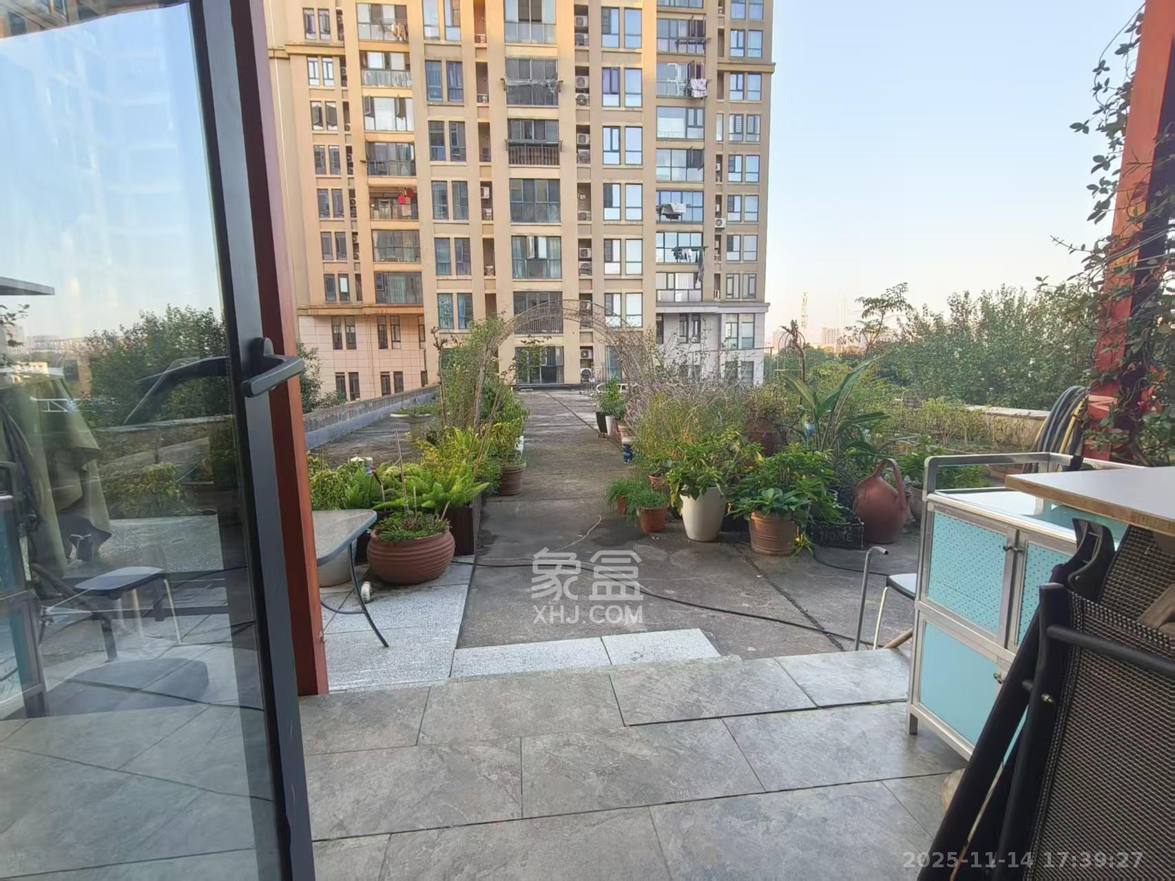 鑫远尚玺苑  4室2厅2卫    5000.0元/月