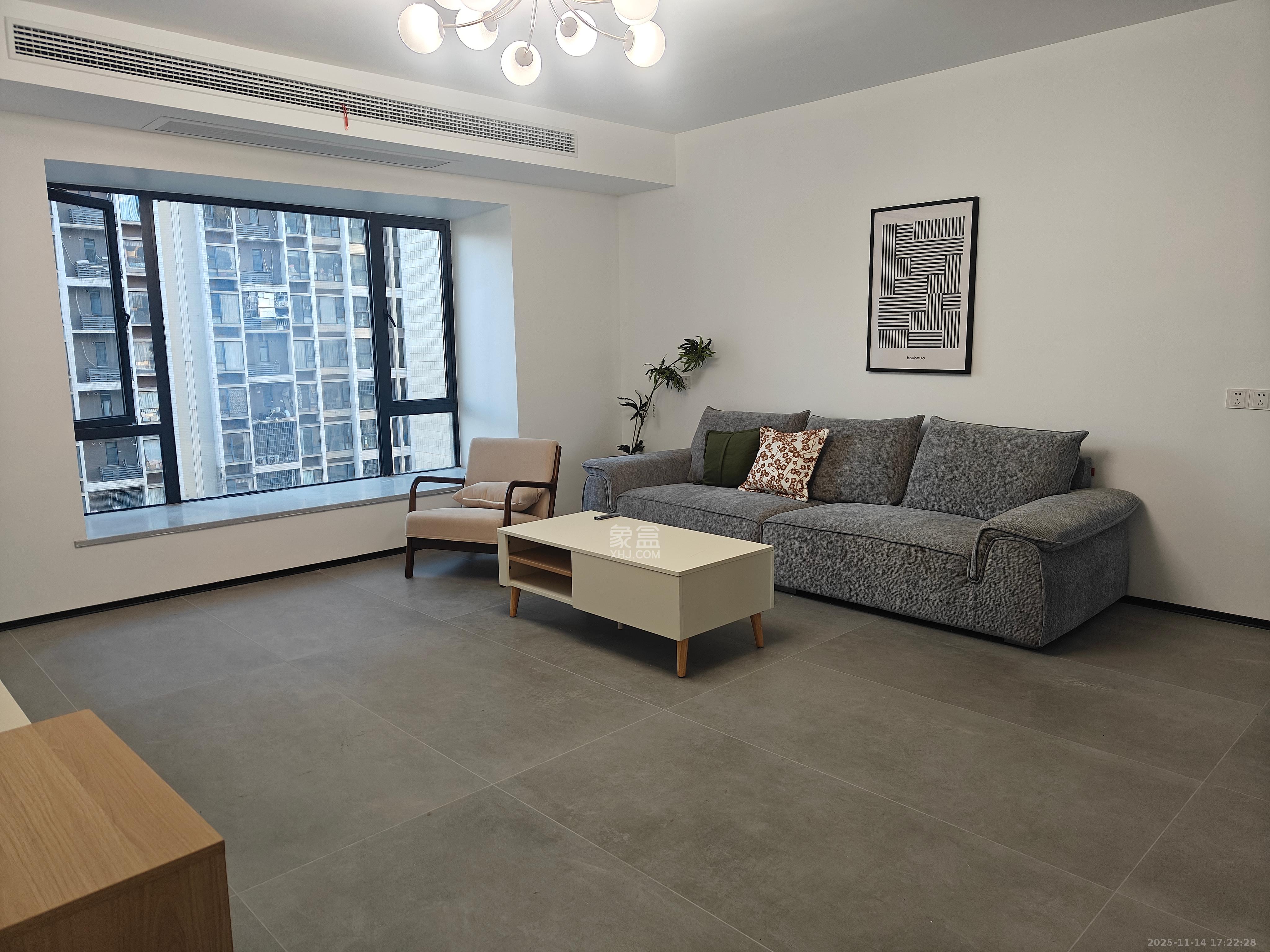 蓝山郡 4室2厅2卫 3500.0元/月 蓝山郡 4室2厅2卫 3500.0元/月室内图