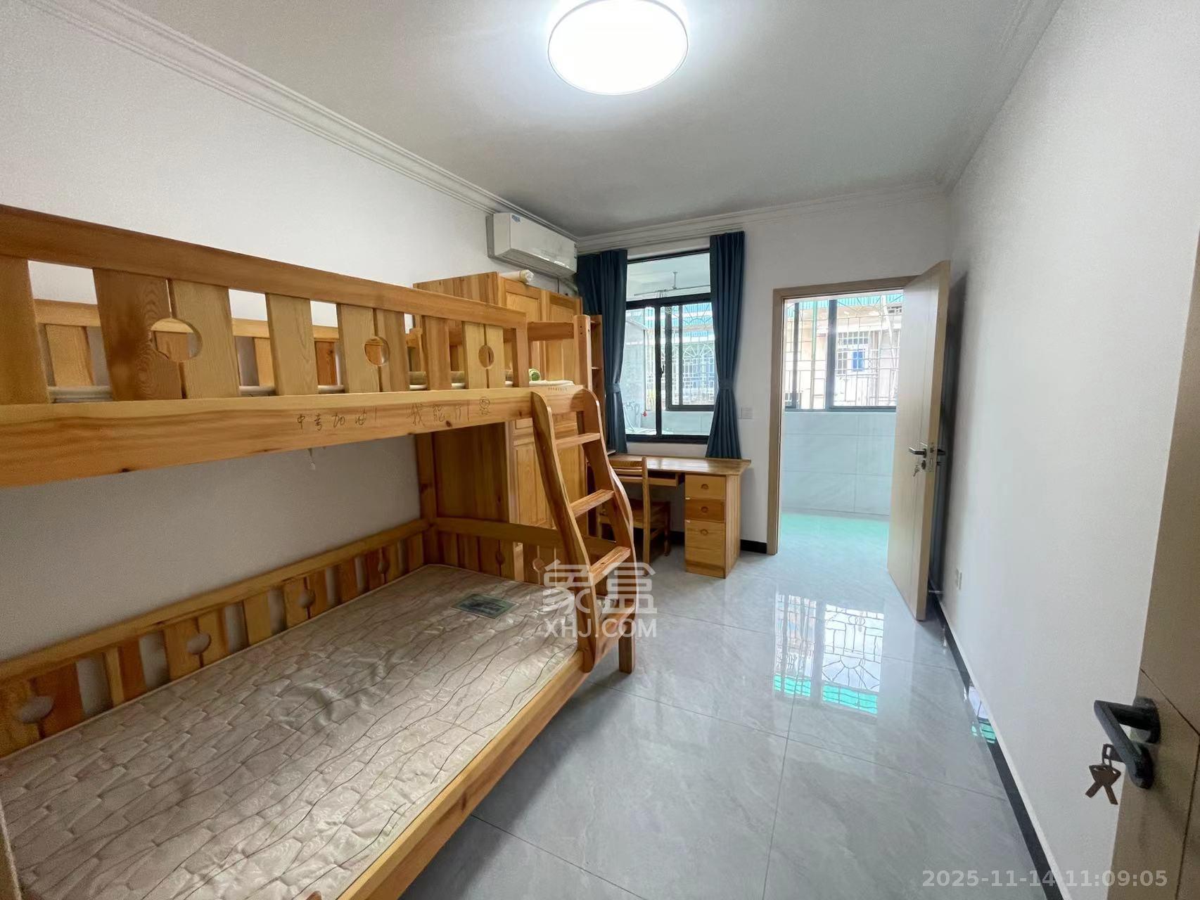 红旗综合安置楼  2室2厅1卫    2100.0元/月室内图