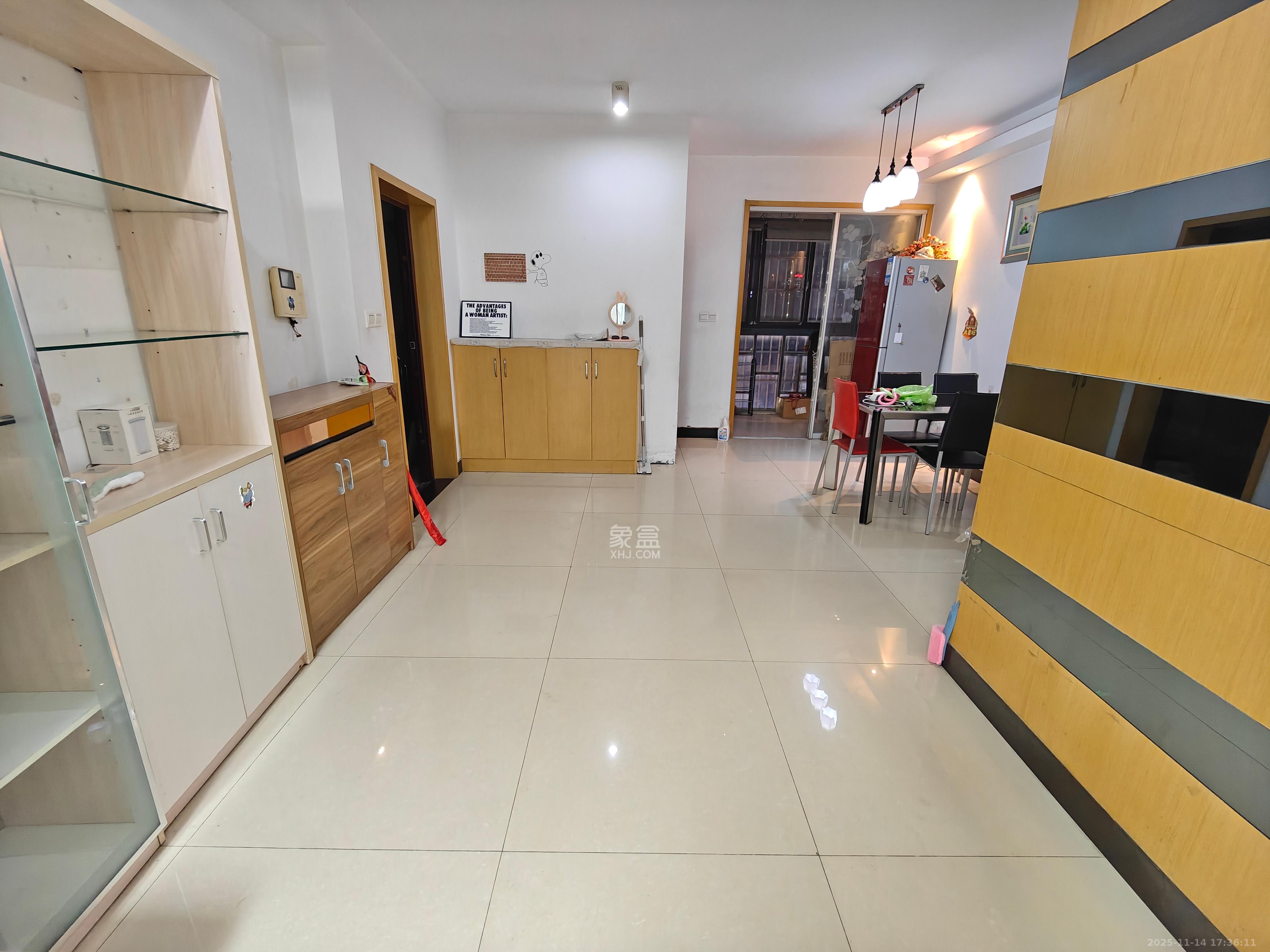 西子湖畔沃府 3室2厅2卫 3000.0元/月 西子湖畔沃府 3室2厅2卫 3000.0元/月室内图