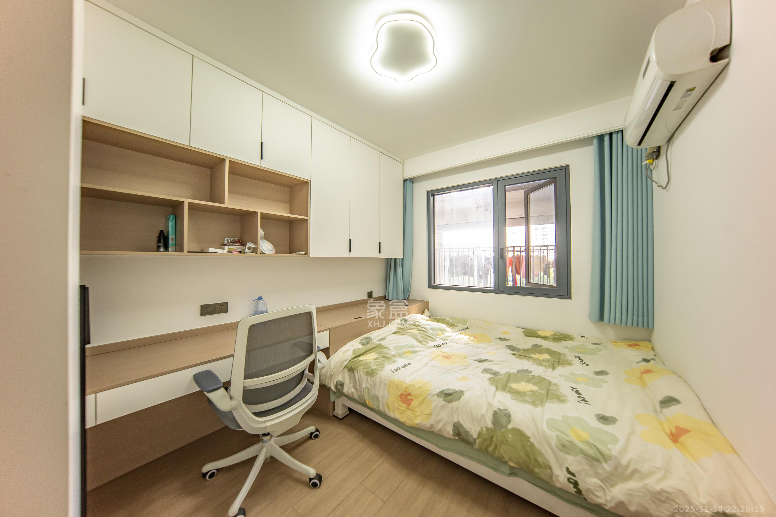 华润凯旋门一期 3室2厅2卫 145.0万 华润凯旋门一期 3室2厅2卫 145.0万卧室