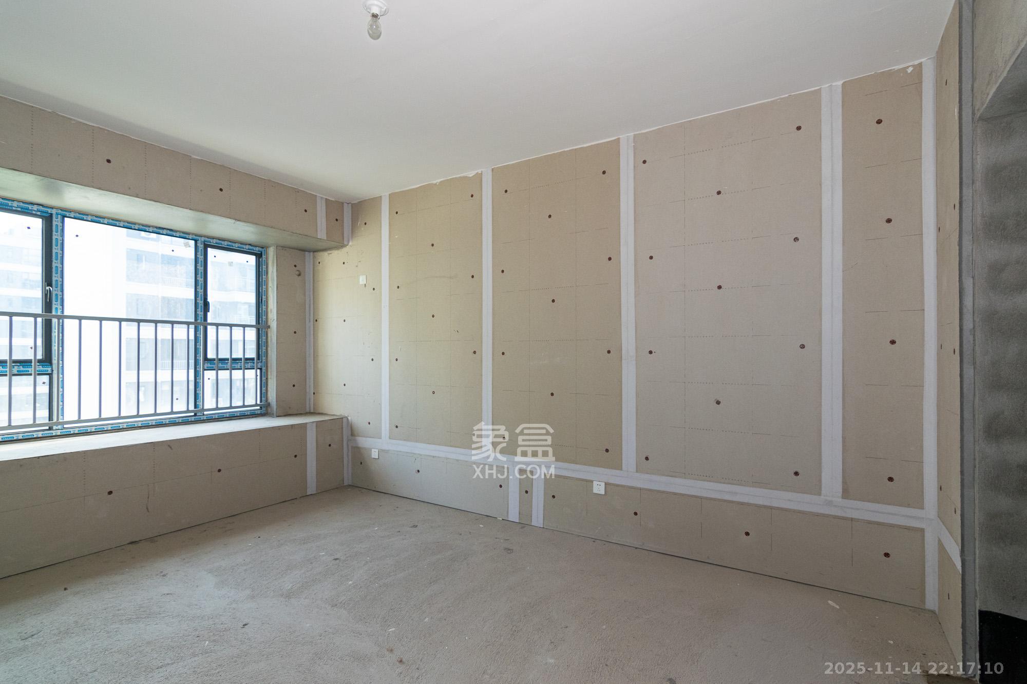 澳海云湘赋 3室2厅2卫 68.8万 澳海云湘赋 3室2厅2卫 68.8万卧室