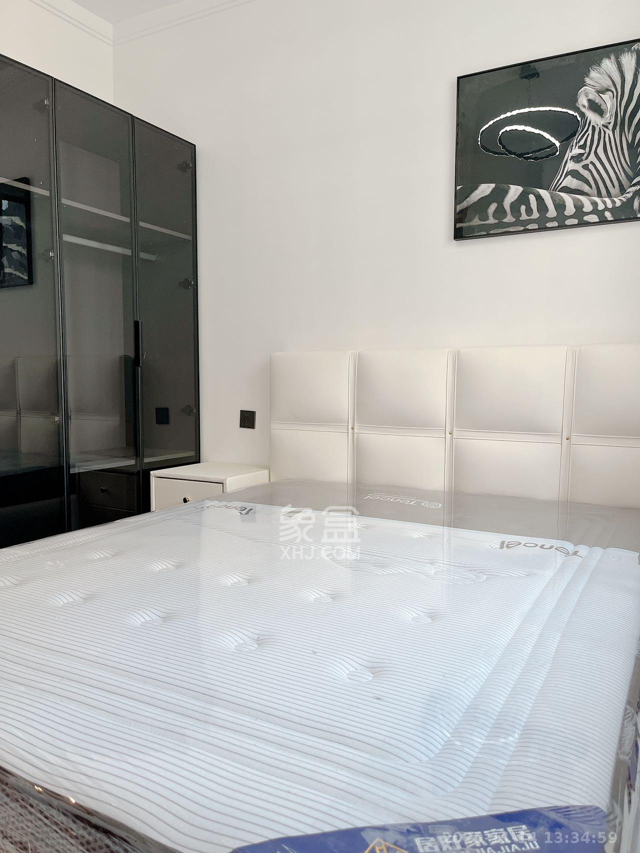 旭辉雨花郡  4室2厅2卫    5300.0元/月室内图