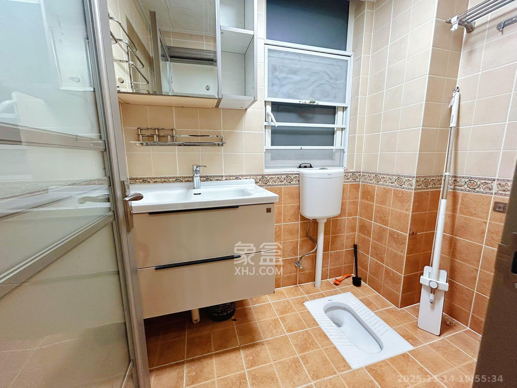 北辰三角洲B2E2区 3室2厅2卫 3800.0元/月 北辰三角洲B2E2区 3室2厅2卫 3800.0元/月室内图