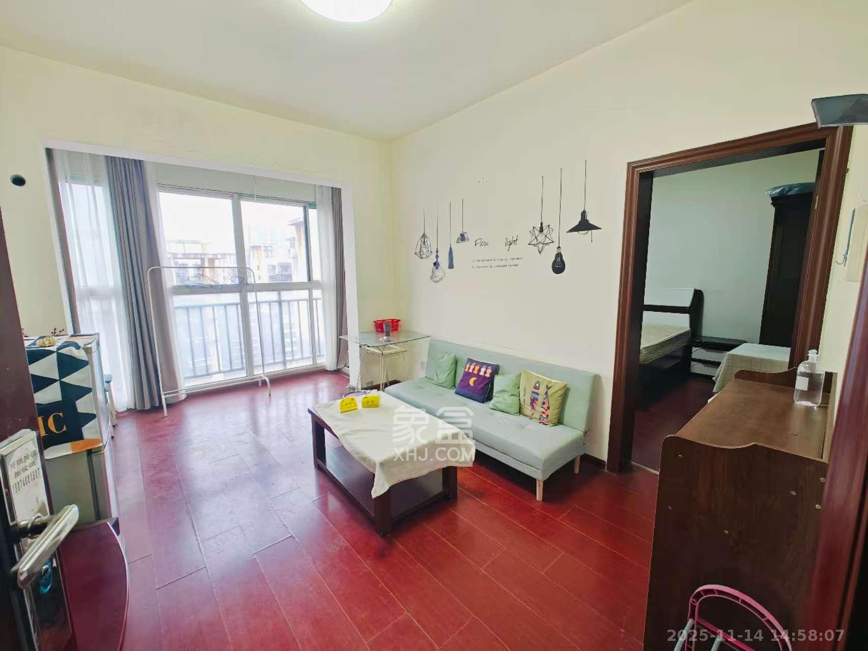 上河国际C区  1室1厅1卫    1700.0元/月室内图