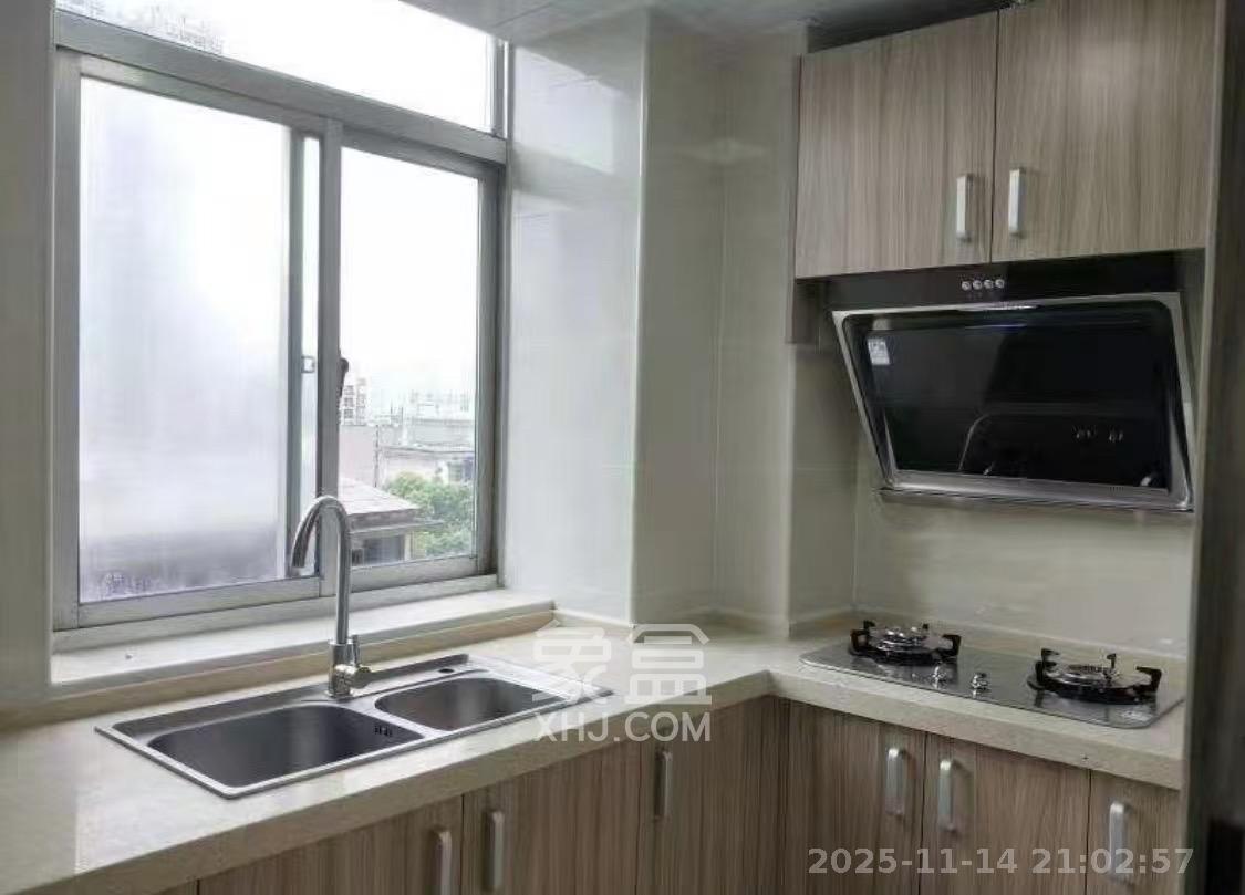 自由.com(自由大厦) 1室1厅1卫 2200.0元/月 自由.com(自由大厦) 1室1厅1卫 2200.0元/月室内图