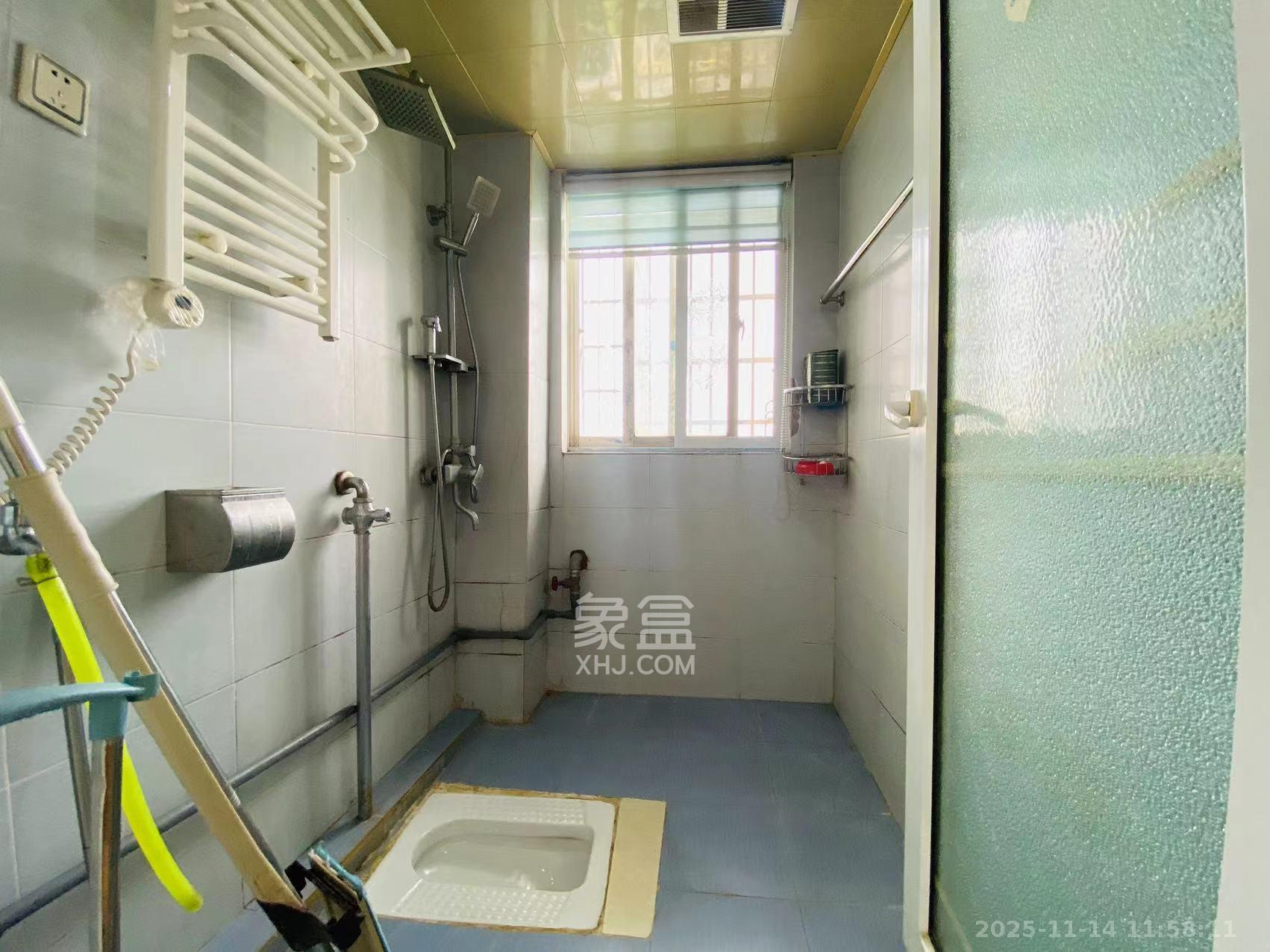 枫林绿洲  2室2厅1卫    2100.0元/月室内图