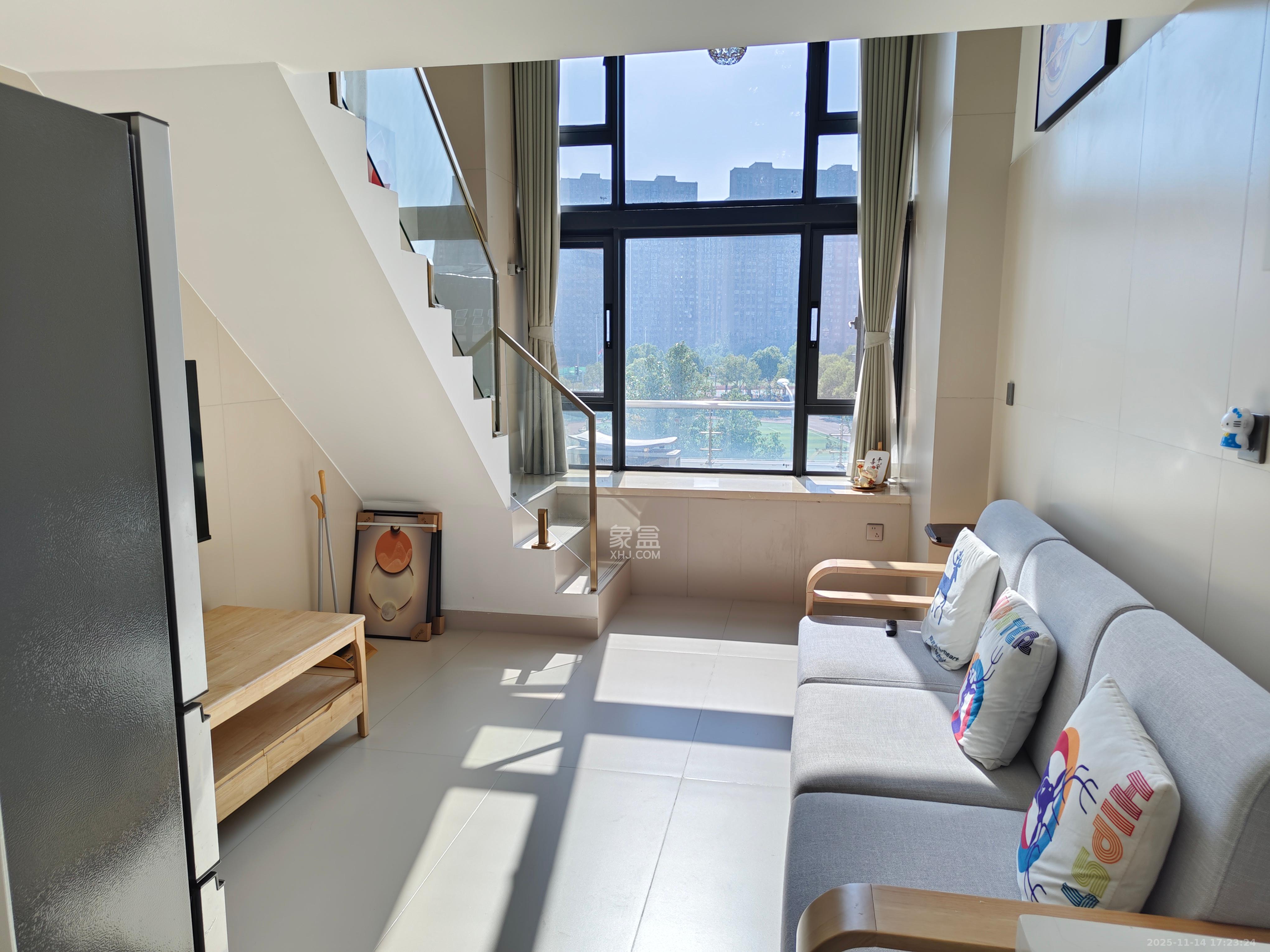 恒伟星中心 1室1厅1卫 2200.0元/月 恒伟星中心 1室1厅1卫 2200.0元/月室内图