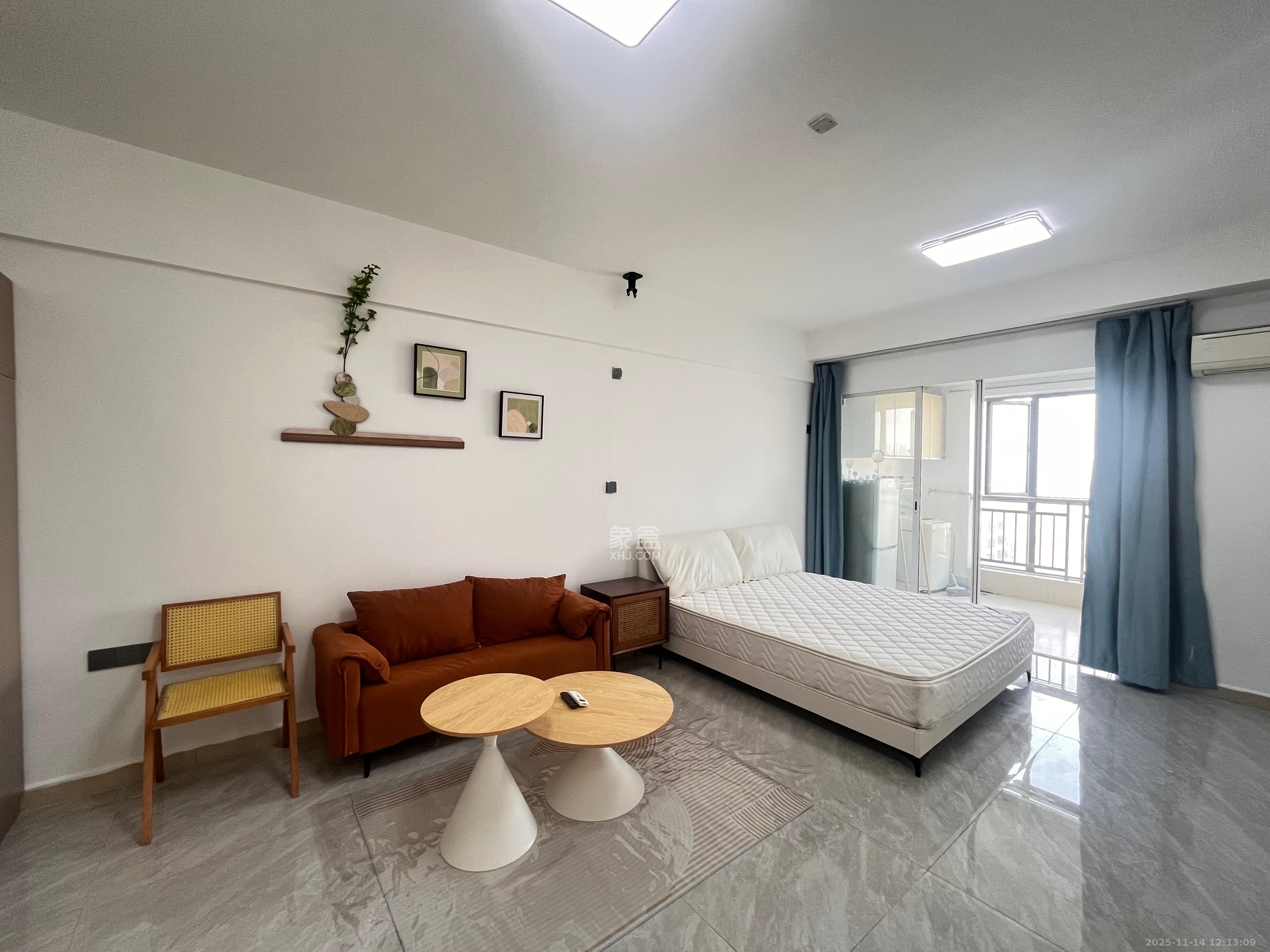 上城金都 1室1厅1卫 2200.0元/月 上城金都 1室1厅1卫 2200.0元/月室内图