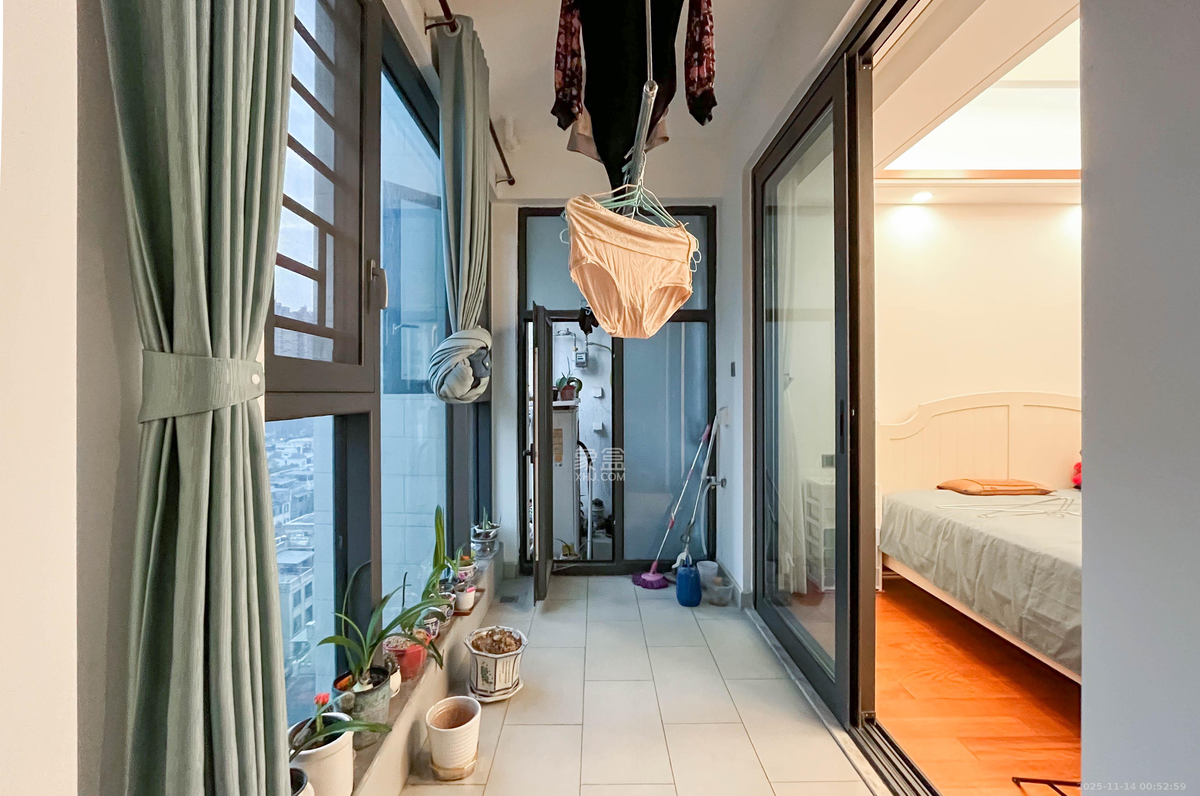 中海梅溪湖壹号 4室2厅2卫 700.0万 中海梅溪湖壹号 4室2厅2卫 700.0万其他